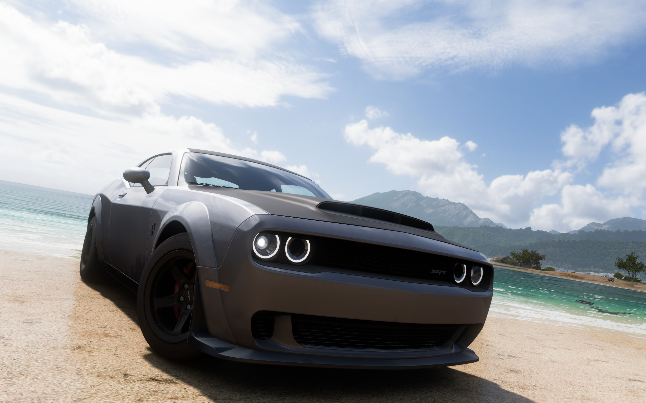 General 2560x1600 Forza Horizon 5 screen shot video games car frontal view CGI water beach clouds sky headlights