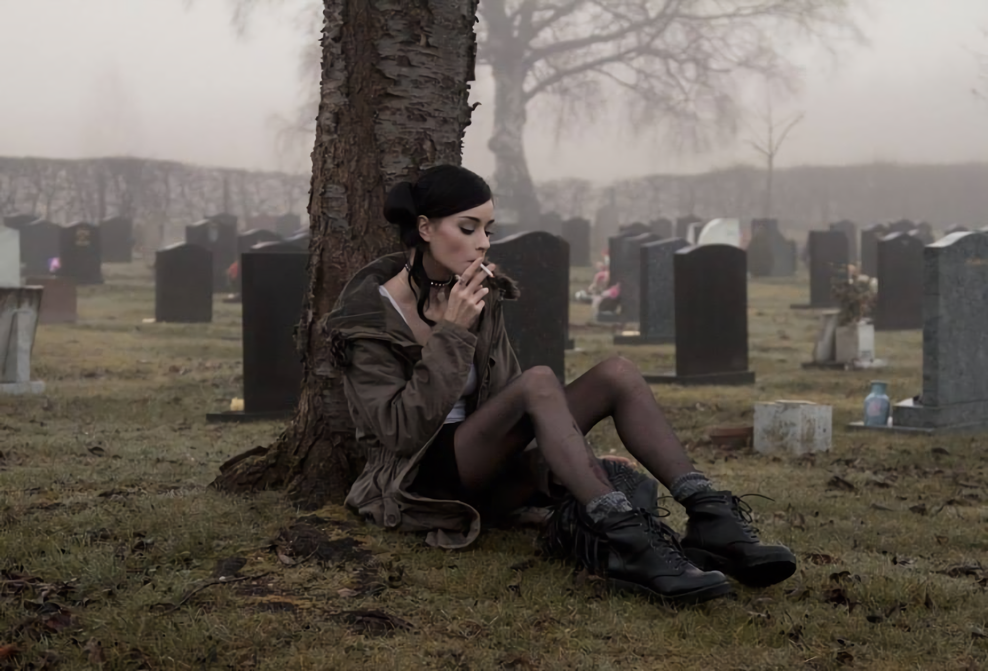 People 2000x1360 smoking women graveyards black hair mist model brunette pantyhose boots sitting trees women outdoors gothic emo