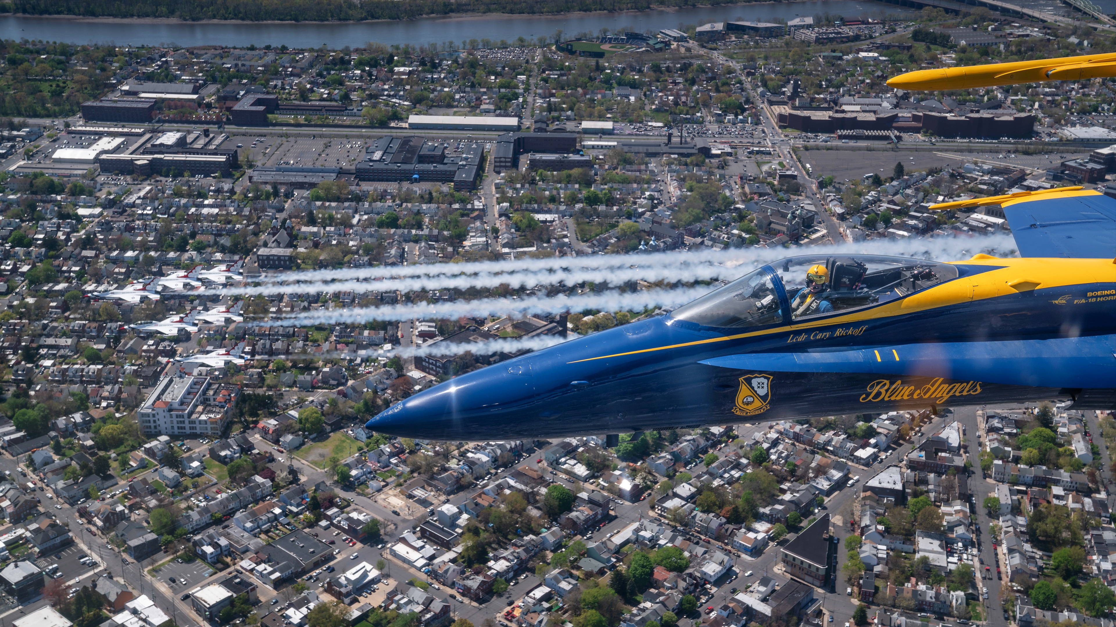 General 3840x2160 Blue Angels aircraft military military aircraft McDonnell Douglas F/A-18 Hornet General Dynamics F-16 Fighting Falcon General Dynamics vehicle city United States Navy landscape thunderbirds military vehicle smoke American aircraft pilot