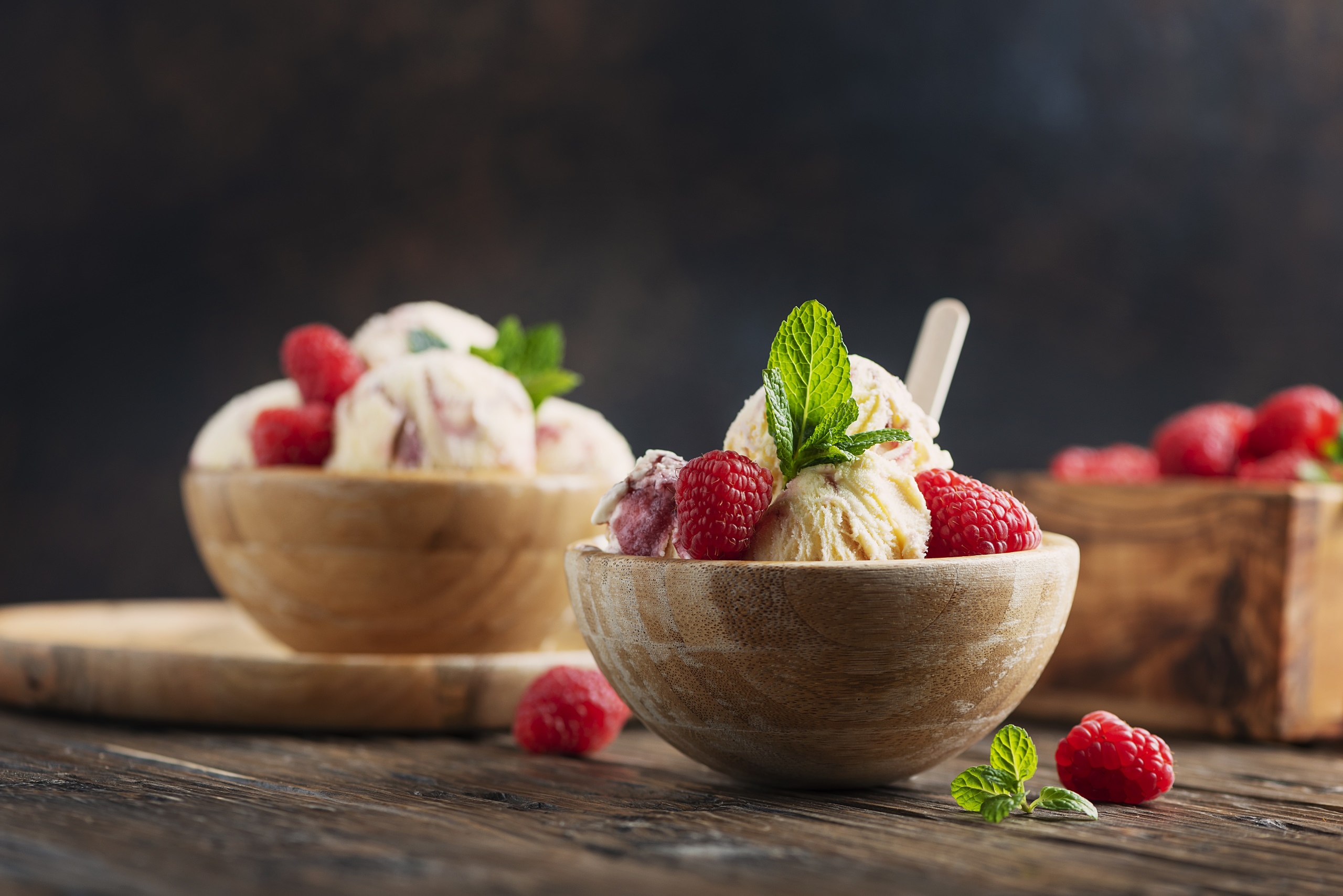 General 2560x1709 sweets food bowls ice cream berries fruit