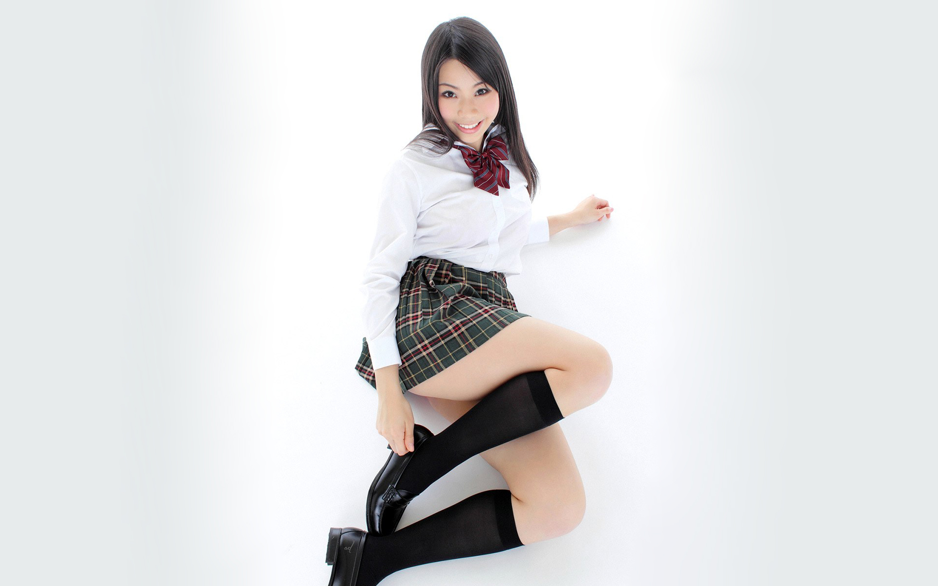 People 1920x1200 Fumina Suzuki model brunette simple background skirt school uniform women