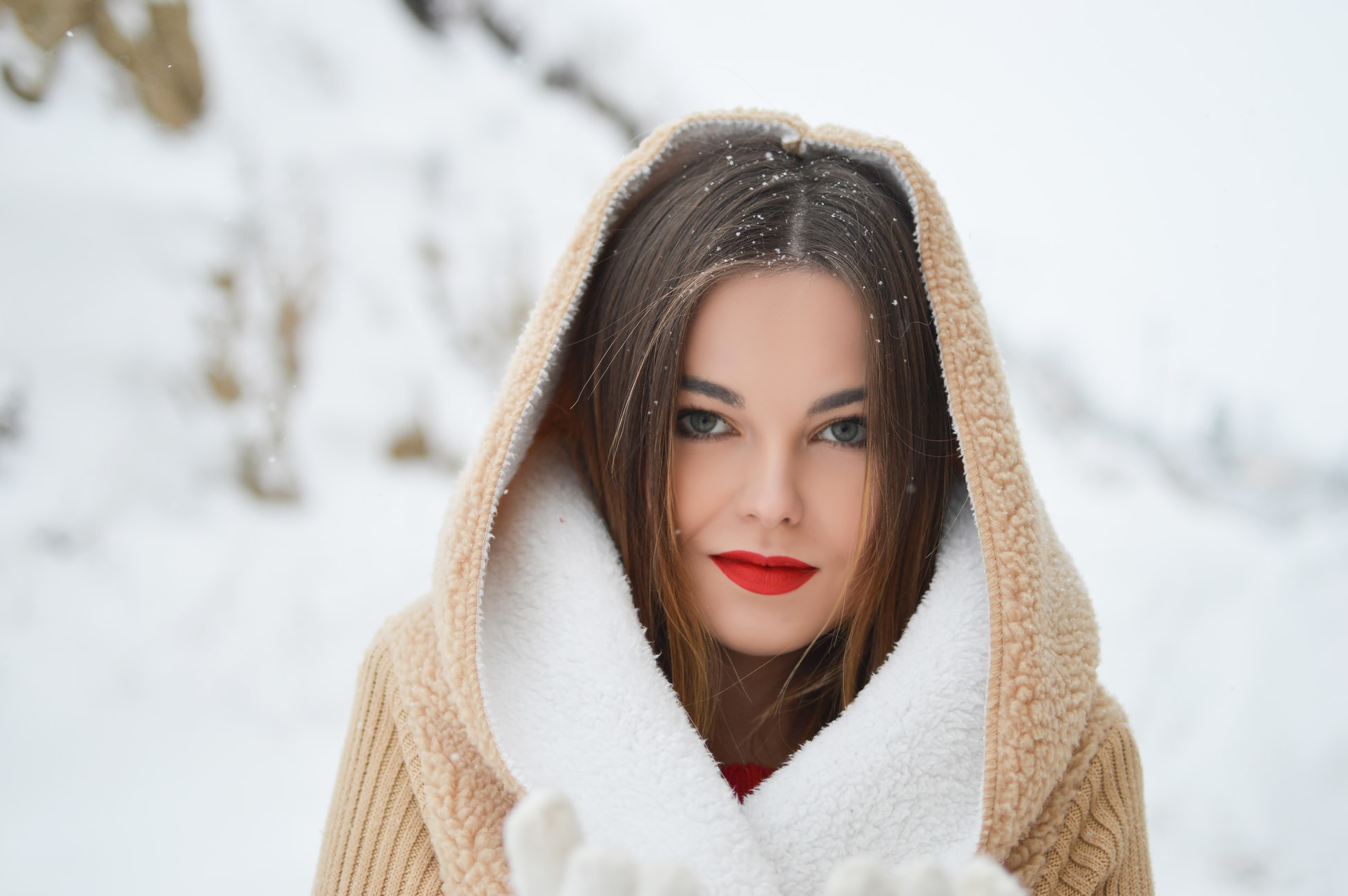 People 1952x1298 women snow white brunette red lipstick hoods hooded jacket closeup winter