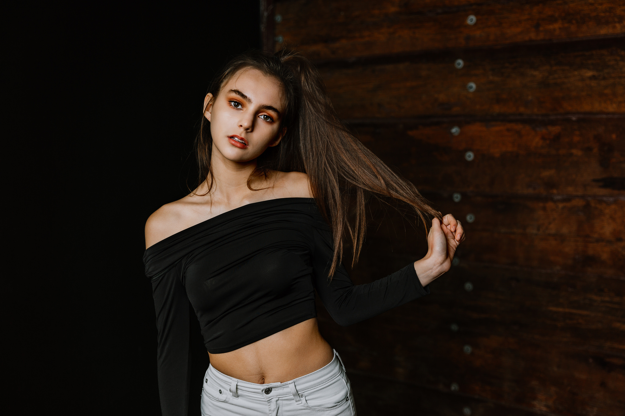 People 2048x1365 women model portrait brunette looking at viewer ponytail black top bare shoulders belly touching hair dark belly button depth of field