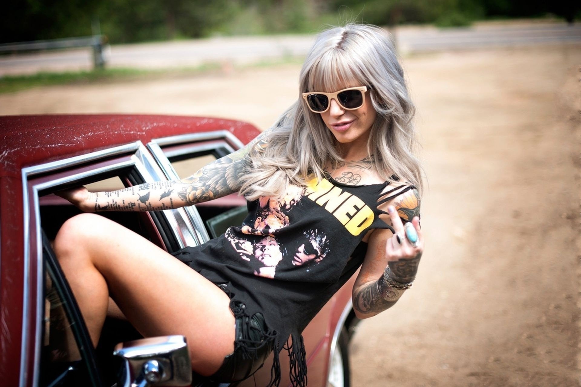 People 1920x1280 women dyed hair jean shorts leaning tattoo middle finger women outdoors red cars car punk punk rock album covers alternative subculture vehicle women with shades sunglasses printed shirts inked girls thighs smiling obscene hand gesture pink lipstick