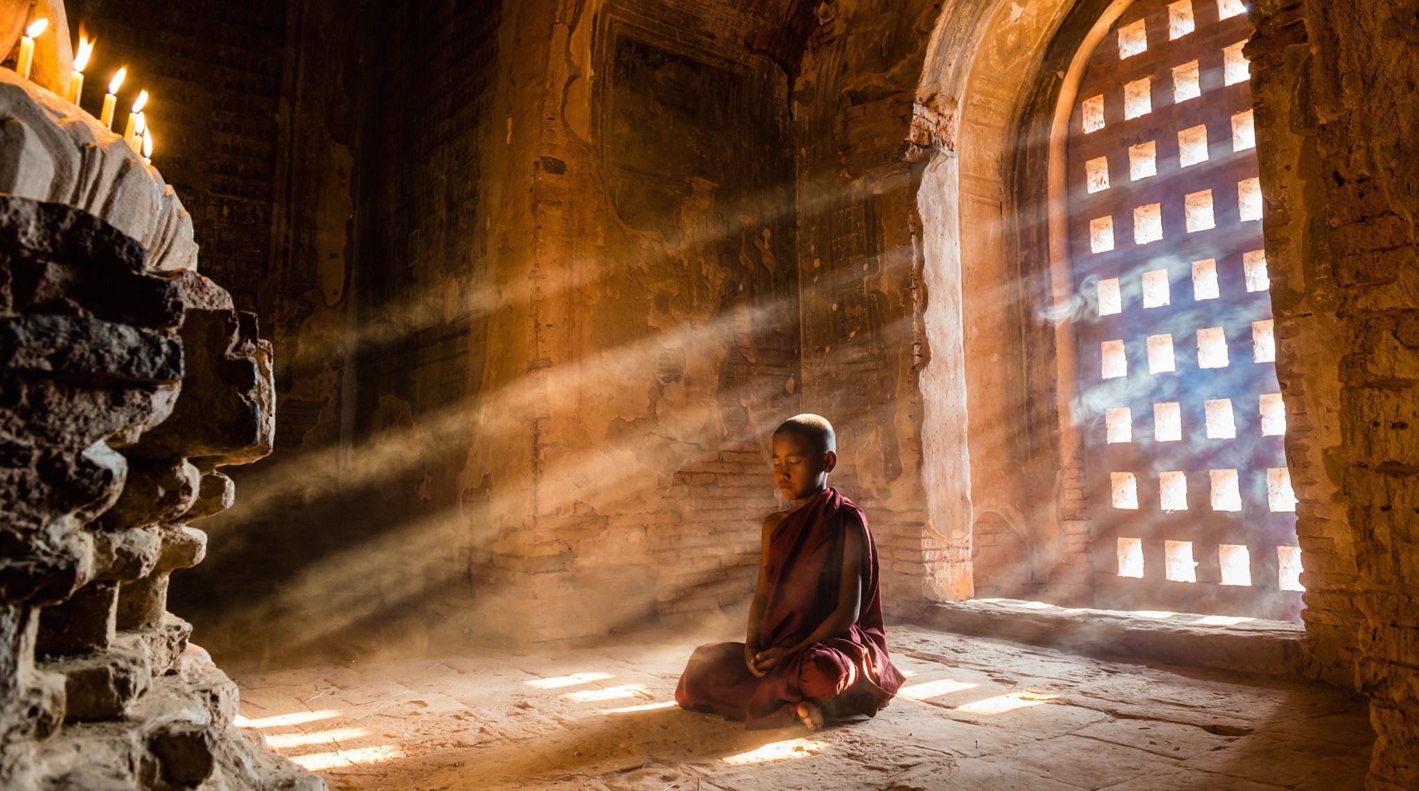 People 2048x1143 photography nature monks meditation sun rays Buddhism temple sunlight children