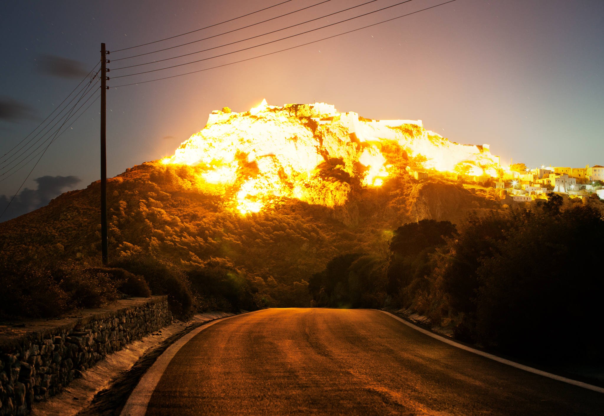 General 2048x1412 mountains Sun reflection explosion