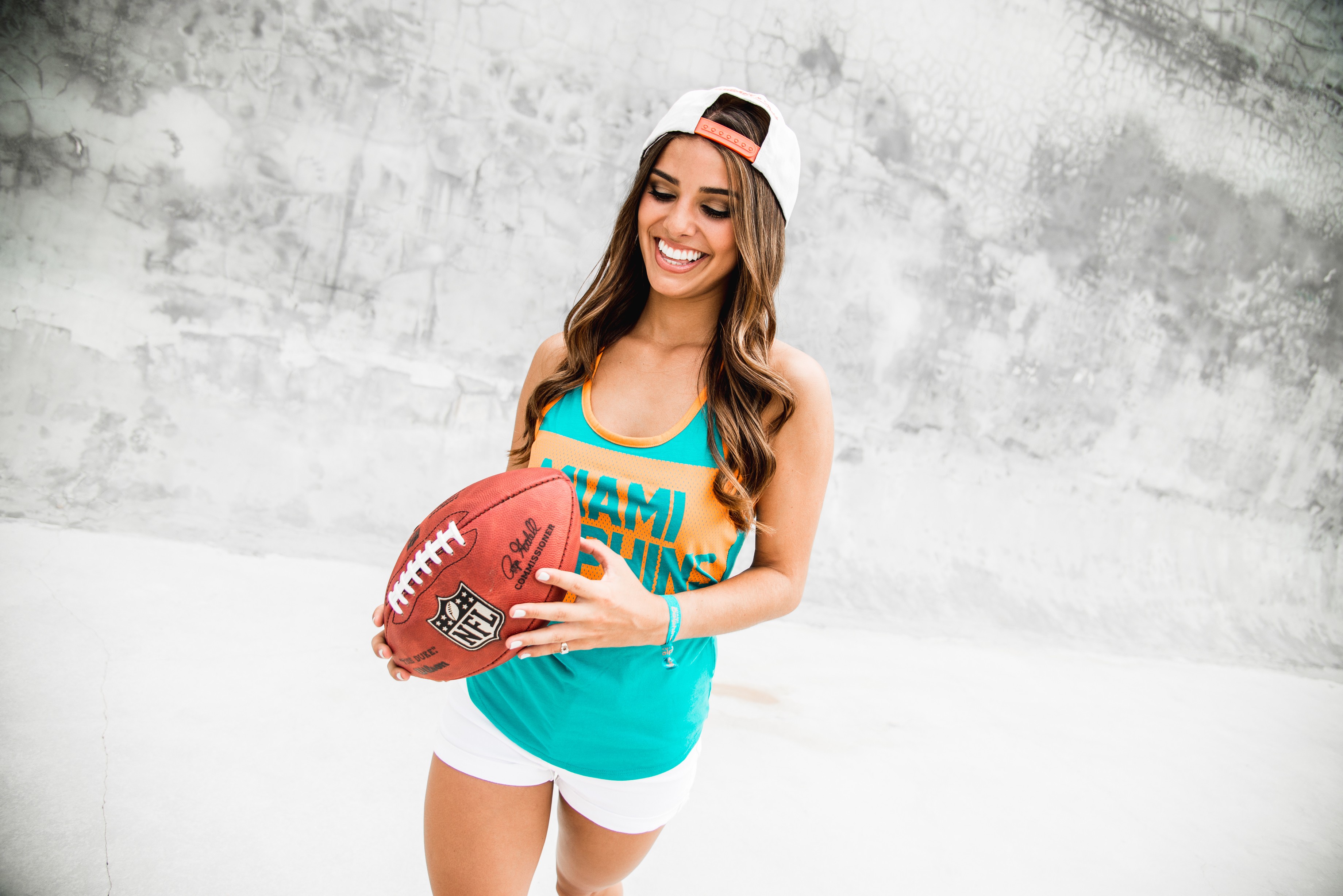 People 3680x2456 ball women model NFL printed shirts hat women with hats smiling