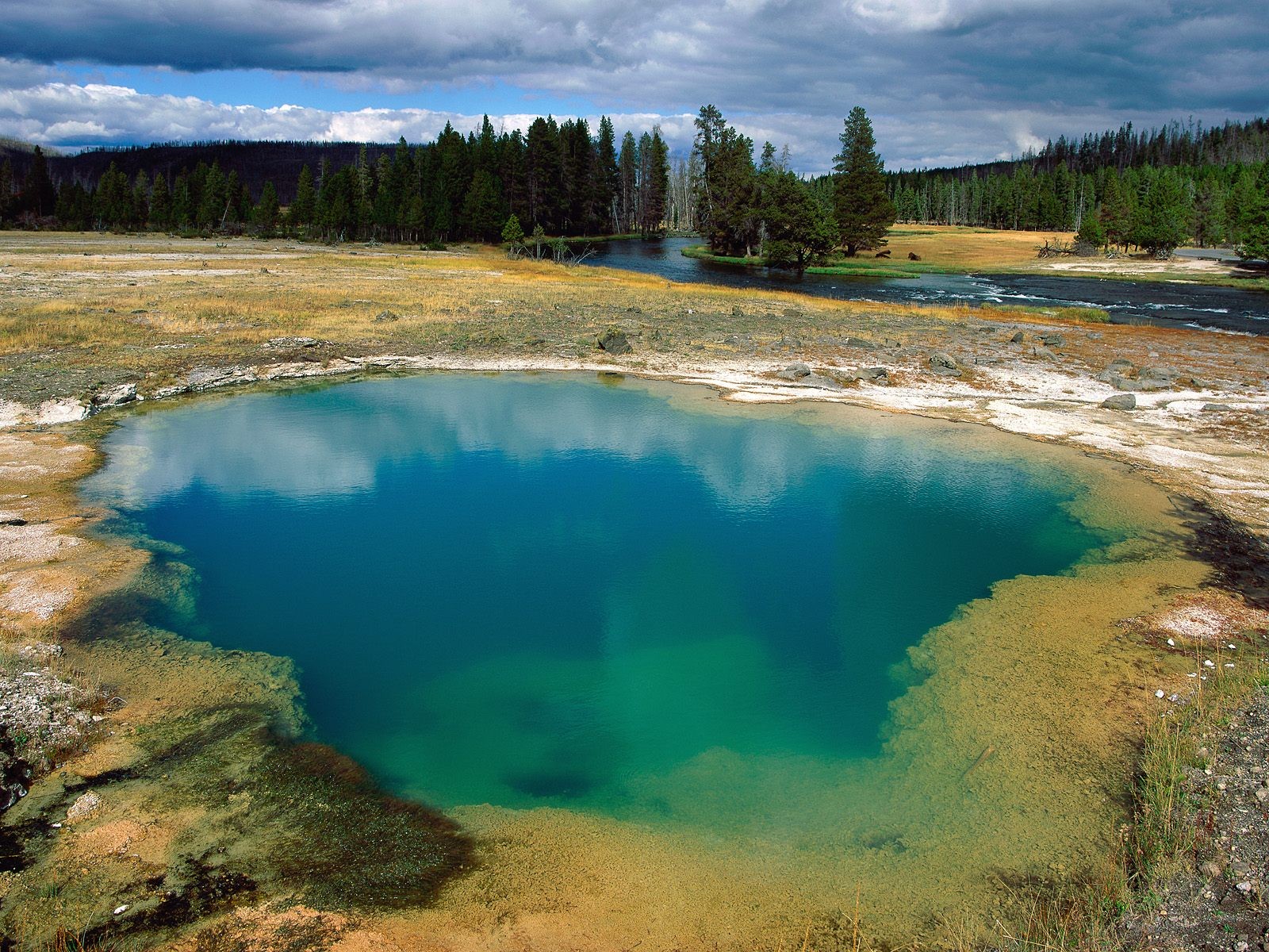 General 1600x1200 Yellowstone National Park hot spring river nature water landscape