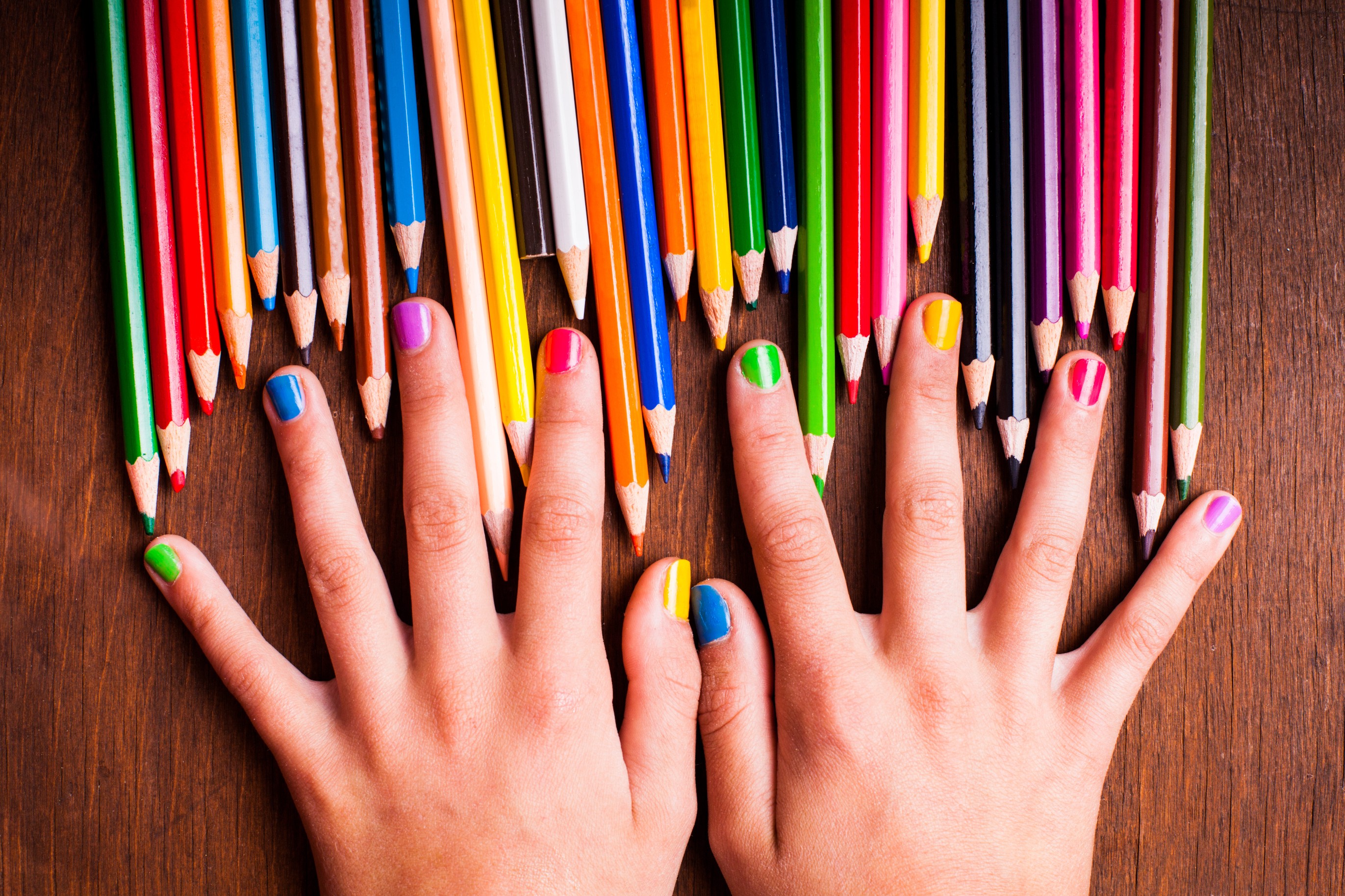 General 2743x1828 hands colorful pencils closeup fingers painted nails wooden surface wood