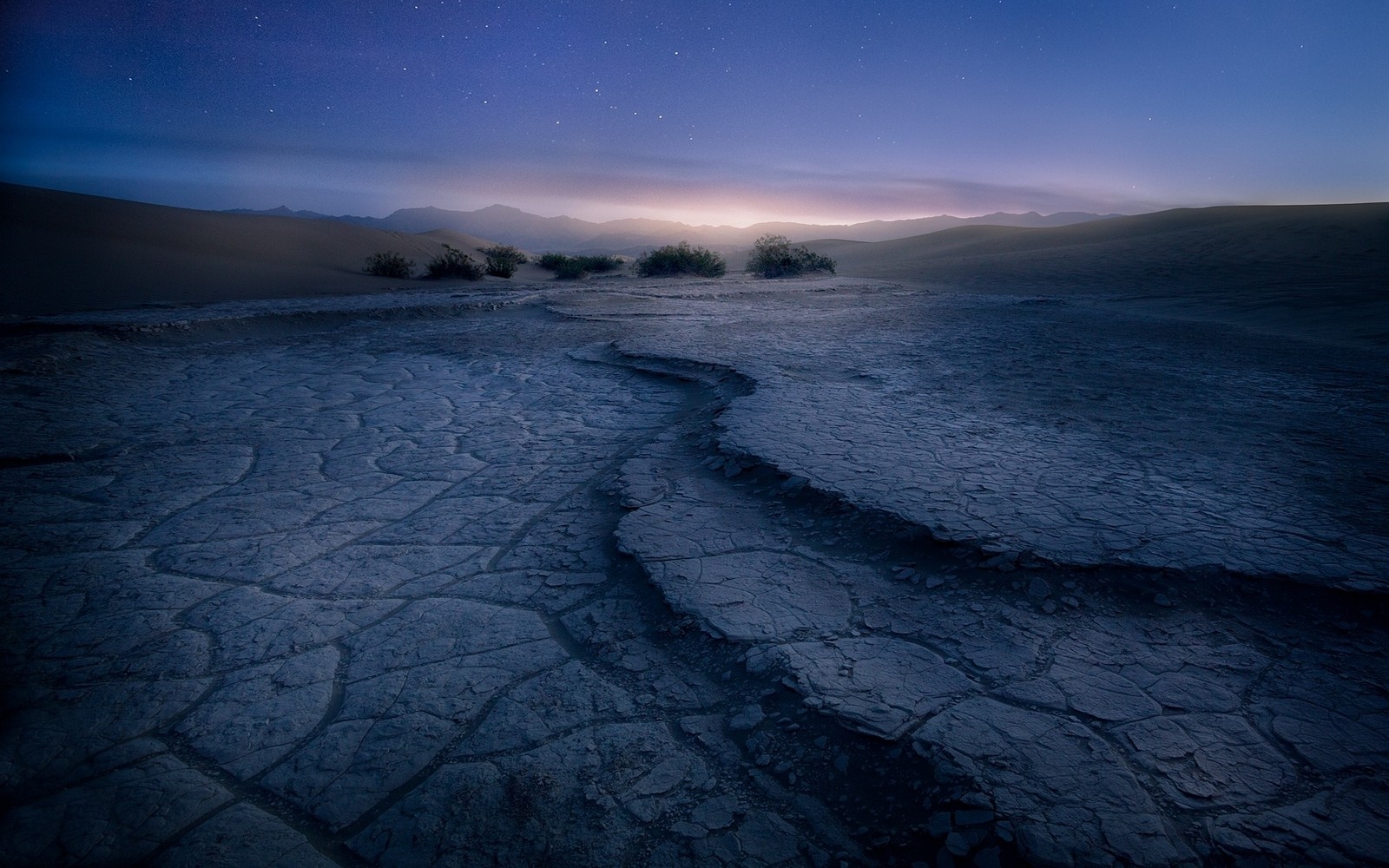 General 1600x1000 nature landscape Death Valley shrubs mountains mist blue stars desert California dunes night USA