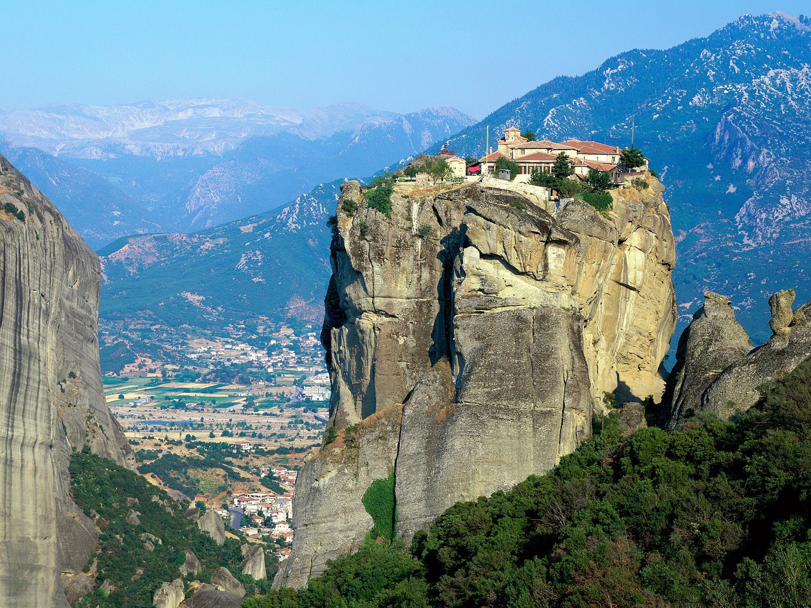General 1600x1200 Meteora monastery Greece building landscape rocks nature