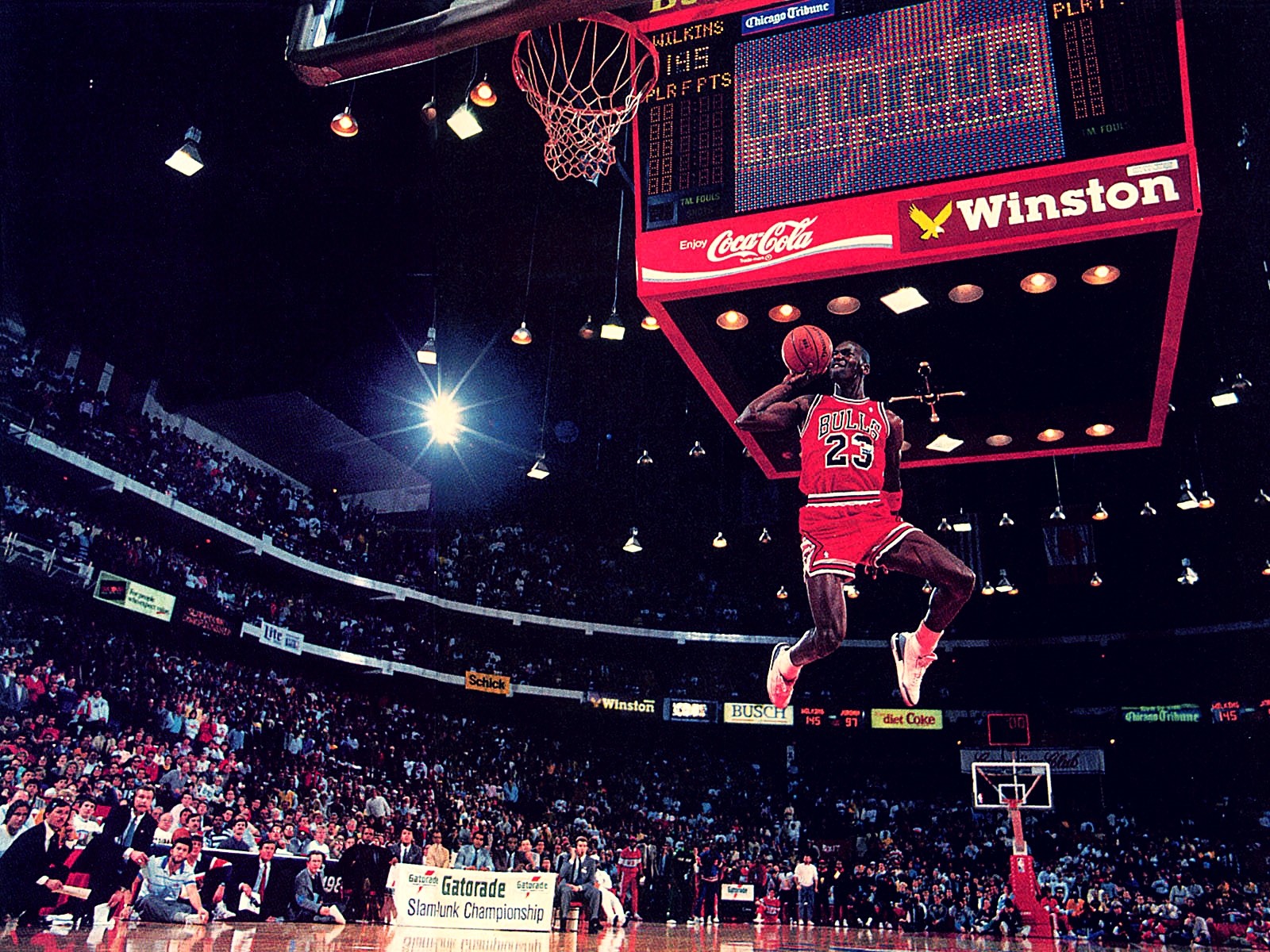 People 1600x1200 NBA basketball jumping hoop red Michael Jordan history Chicago Bulls flying basketball court sport men