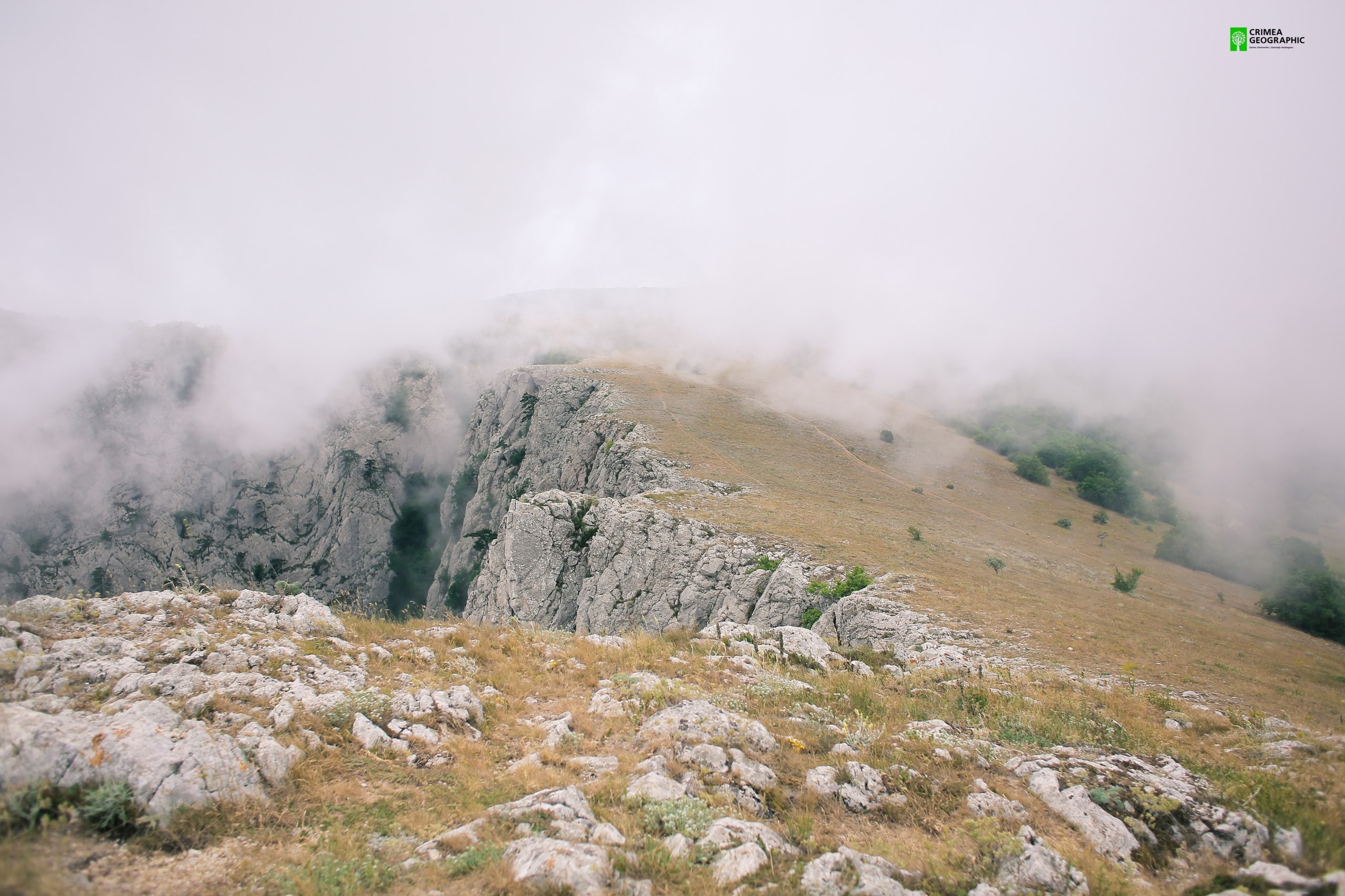 General 2560x1706 Crimea nature rocks mist landscape
