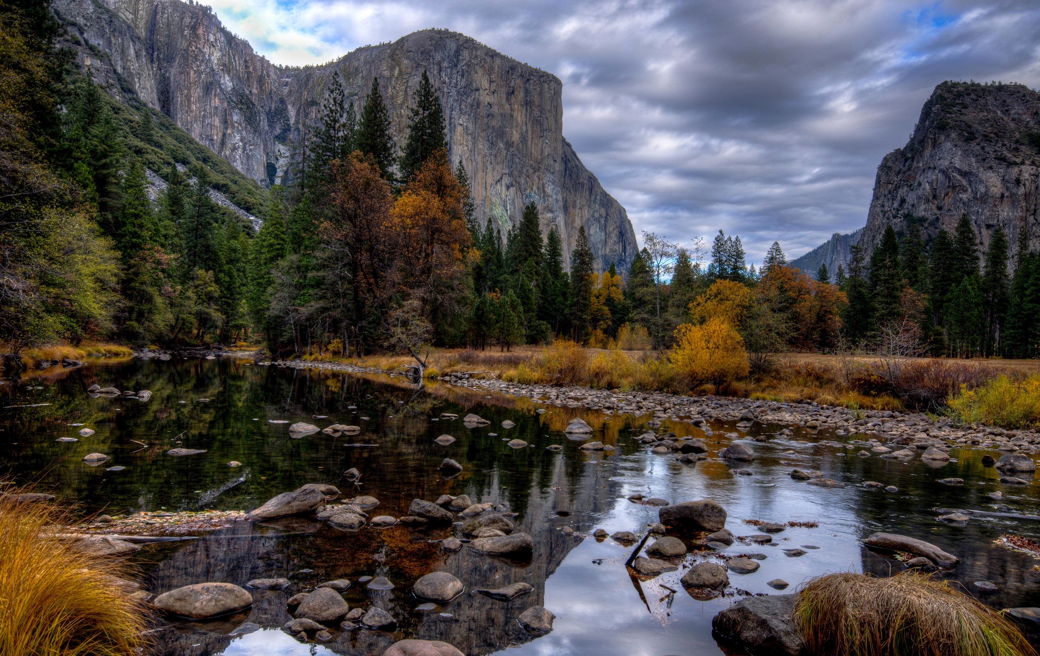 General 2048x1293 nature landscape mountains river pine trees El Capitan Yosemite National Park USA California