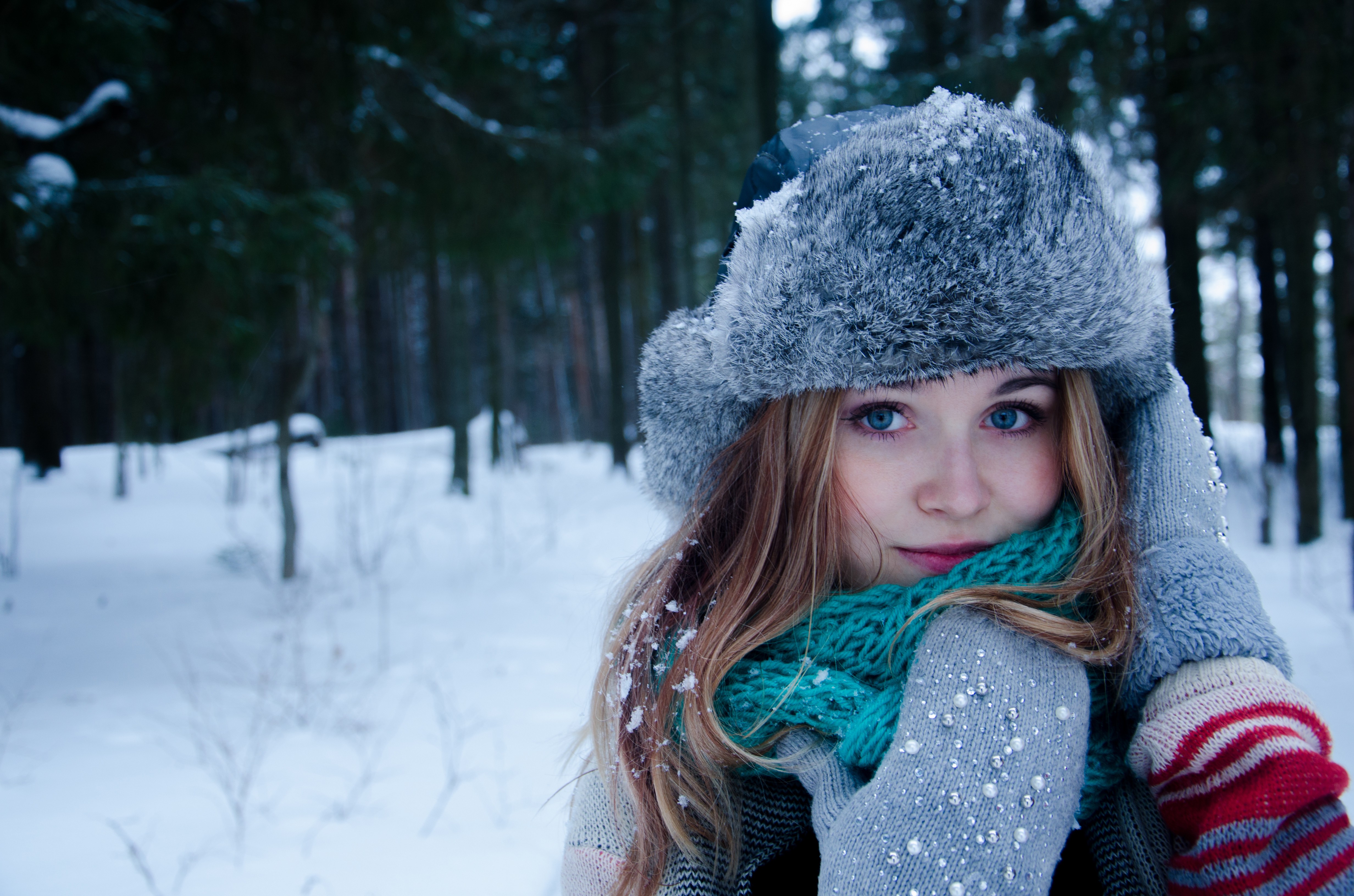 People 4928x3264 winter women gloves long hair blue eyes blonde funny hats women outdoors snow looking at viewer cold outdoors
