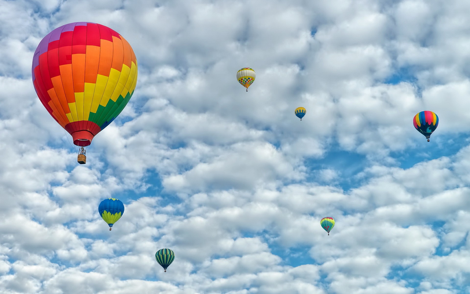 General 1920x1200 sky hot air balloons vehicle clouds