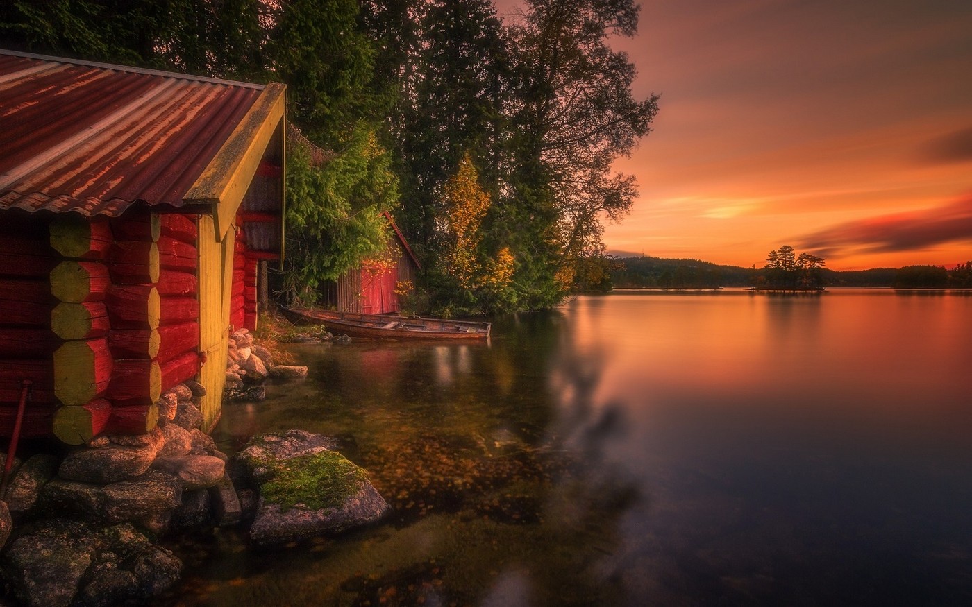 General 1400x875 nature landscape boathouses lake trees Norway fall sunset low light