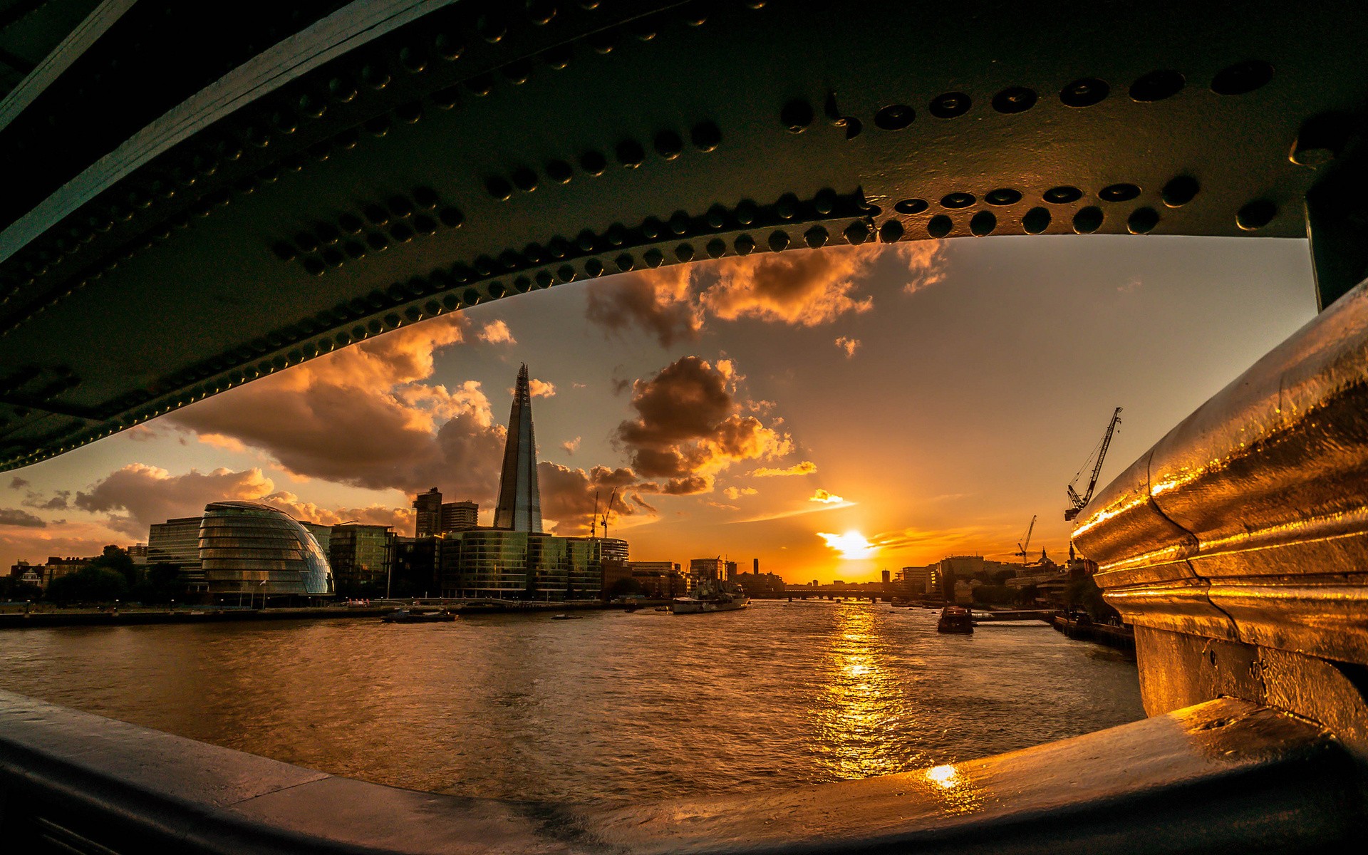 General 1920x1200 city cityscape London bridge sunset skyscraper fisheye lens England UK sky sunlight low light