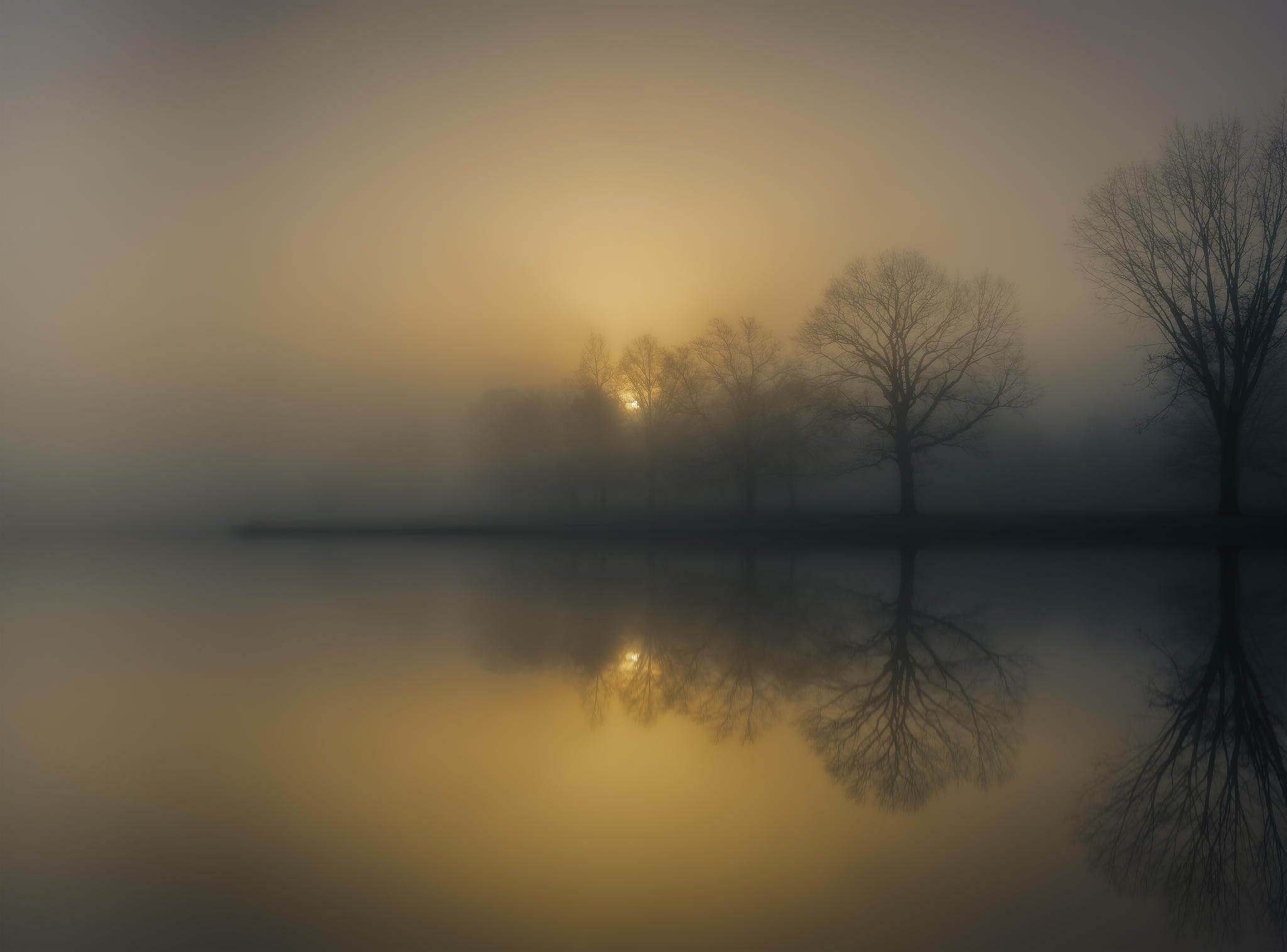 General 2048x1516 landscape nature mist reflection calm waters sunlight outdoors