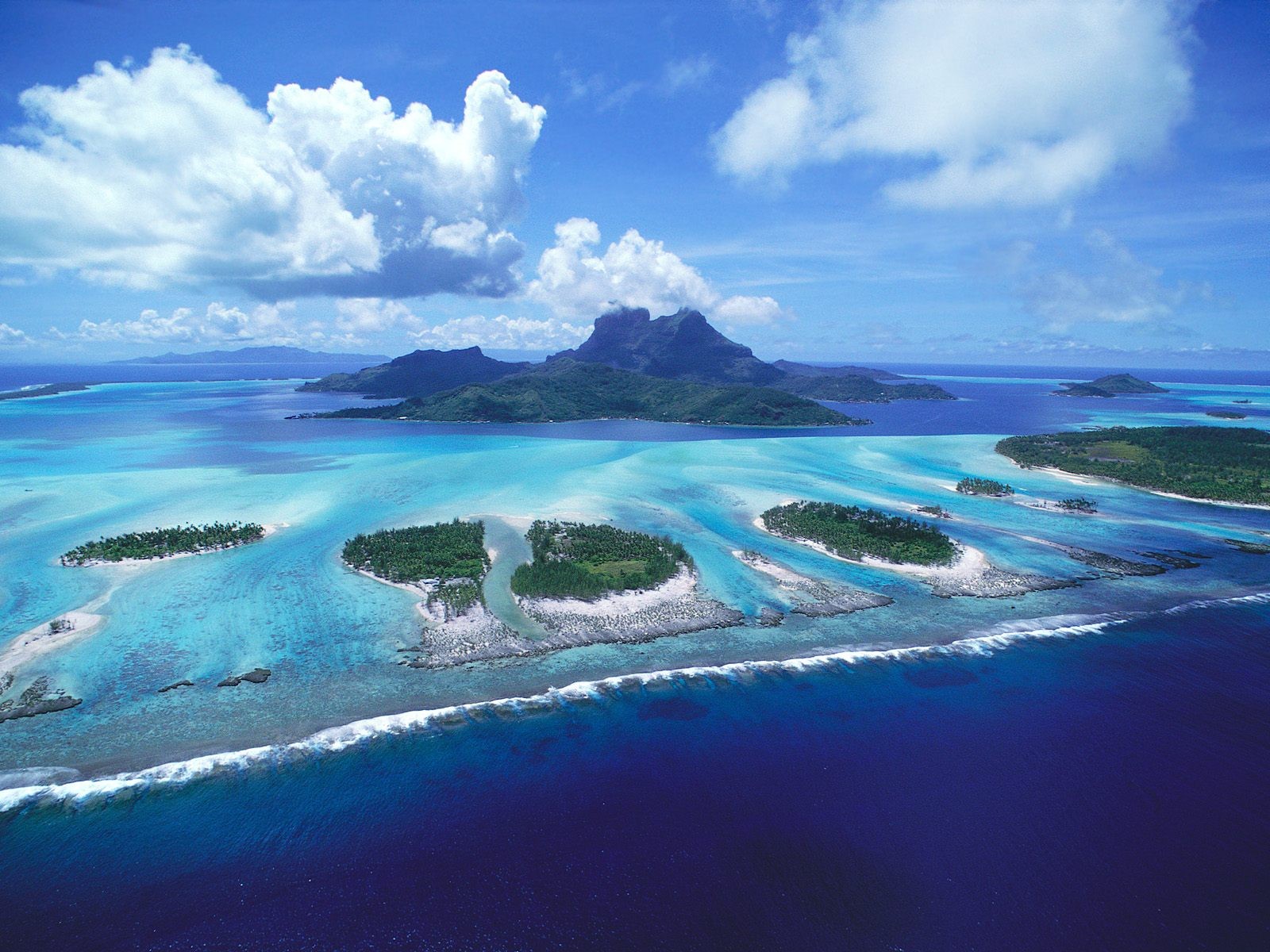 General 1600x1200 coast island atols coral reef sea islas galapagos aerial view
