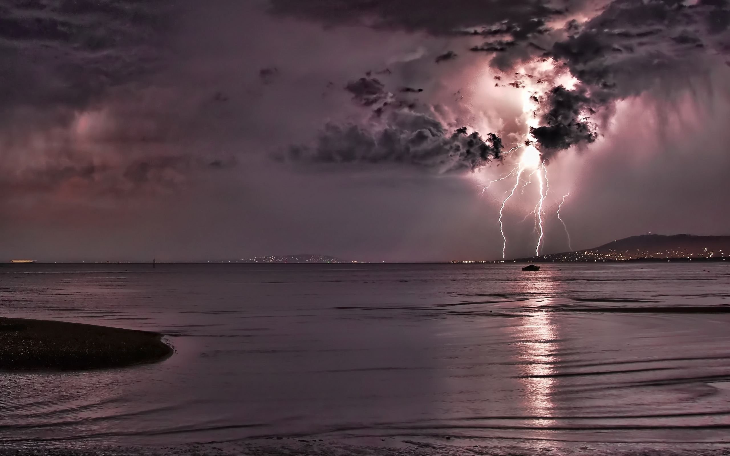 General 2560x1600 lightning water clouds digital art storm sea