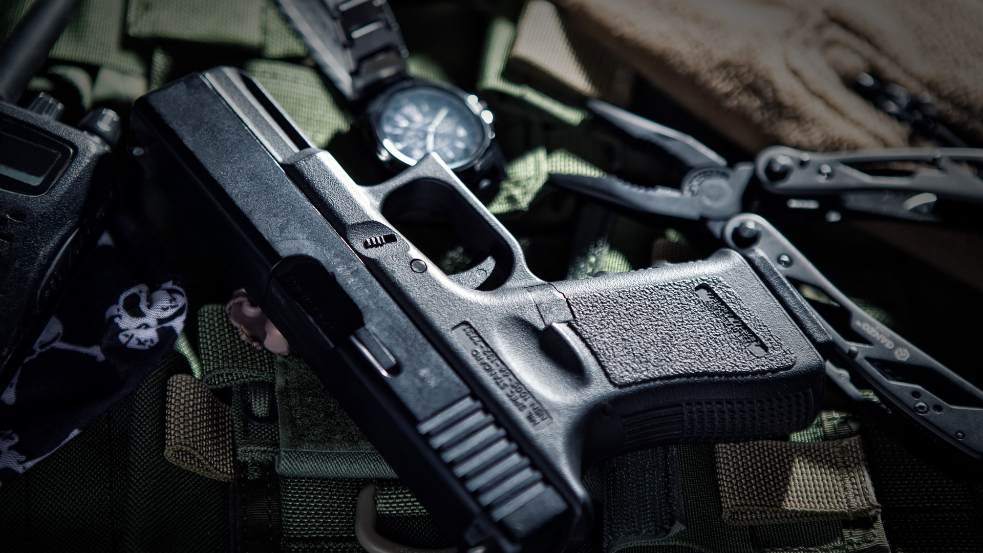 General 1920x1080 Glock pistol military weapon wristwatch Austrian firearms tools closeup side view watch