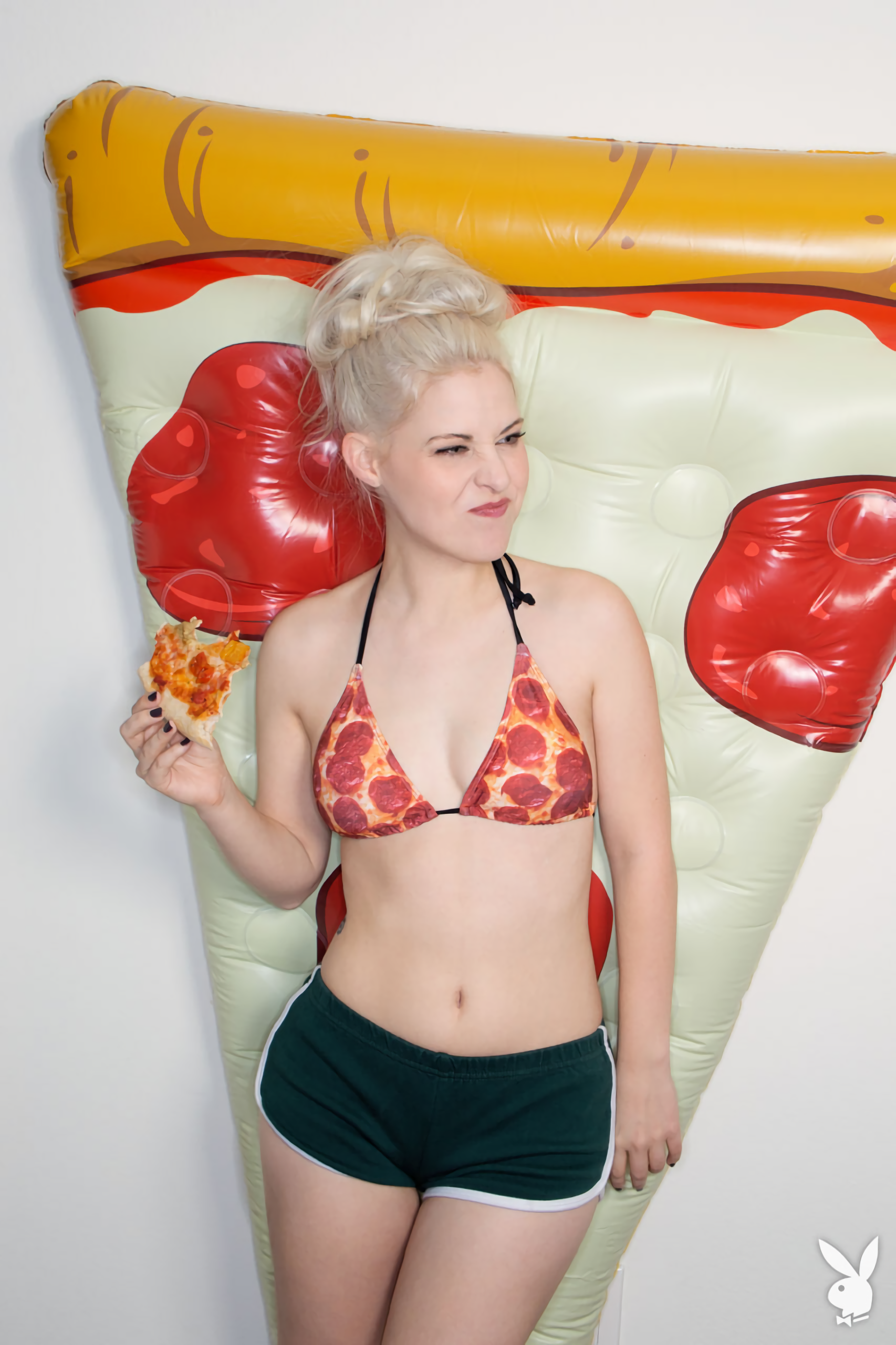 People 1706x2560 Playboy Dodger Leigh bikini pizza dexteritybonus women model blonde food belly bikini top swimwear women indoors indoors watermarked
