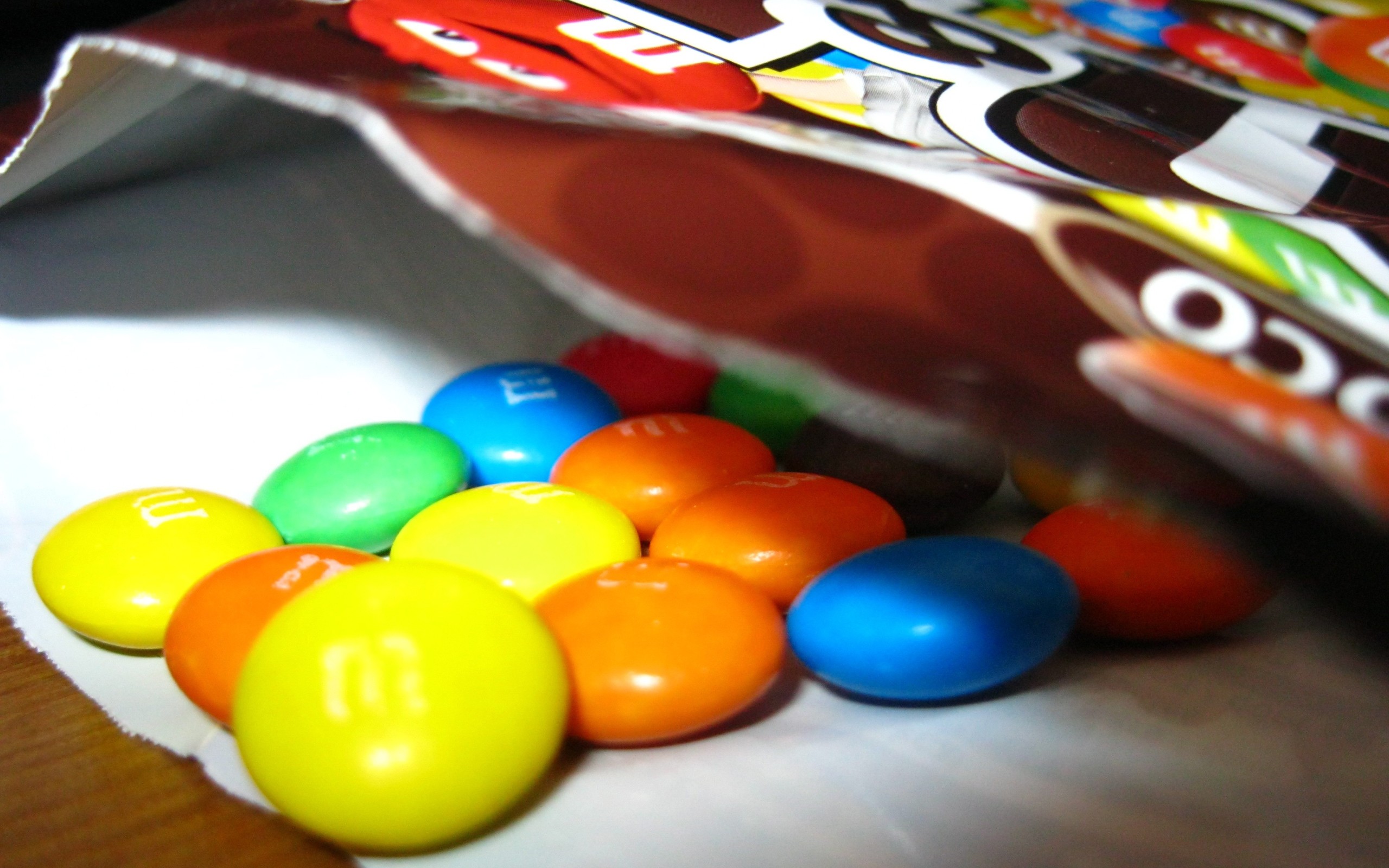 General 2560x1600 candy m&m's sweets food closeup