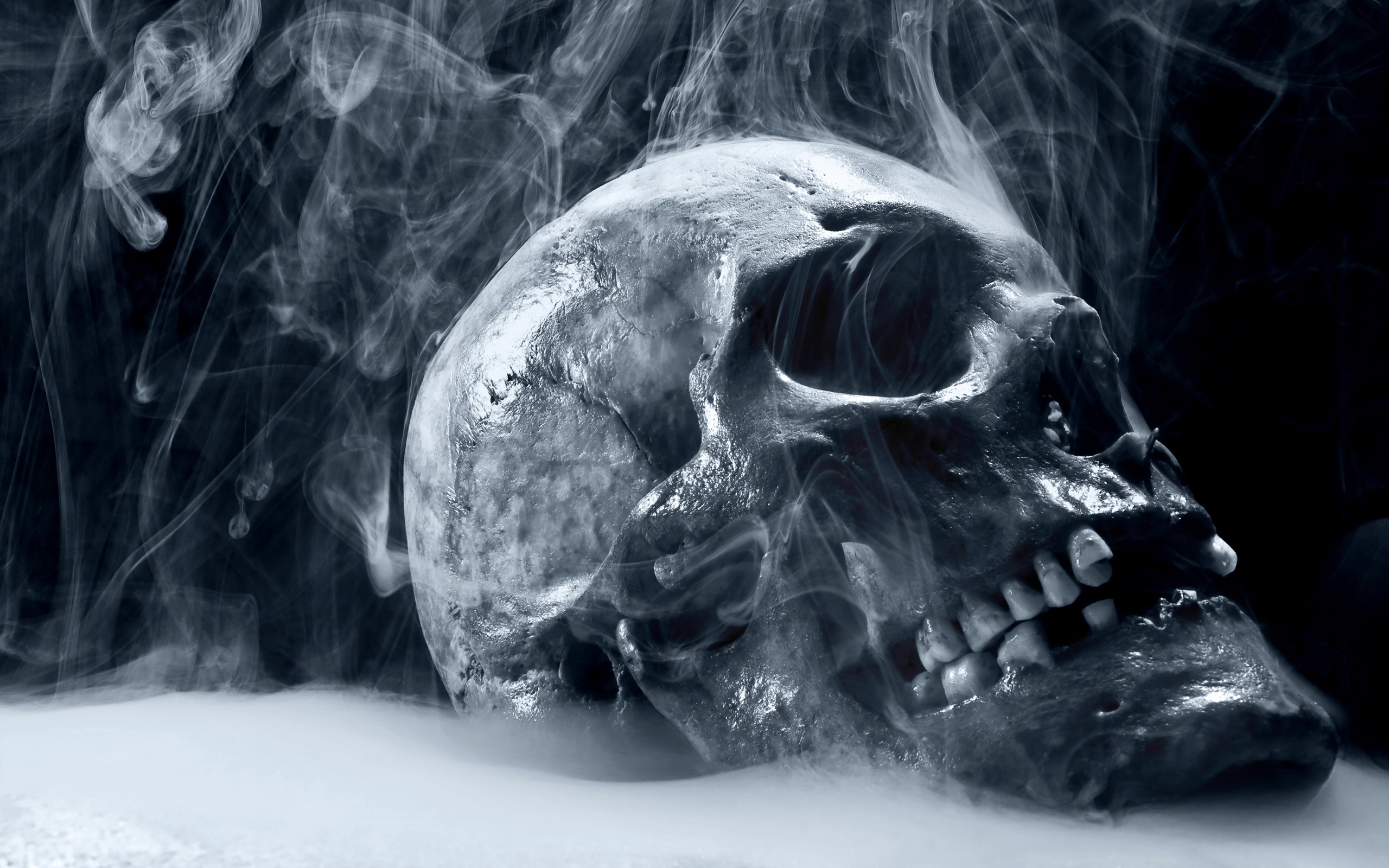 General 2560x1600 skull digital art teeth simple background smoke shiny bones dark monochrome dark background CGI