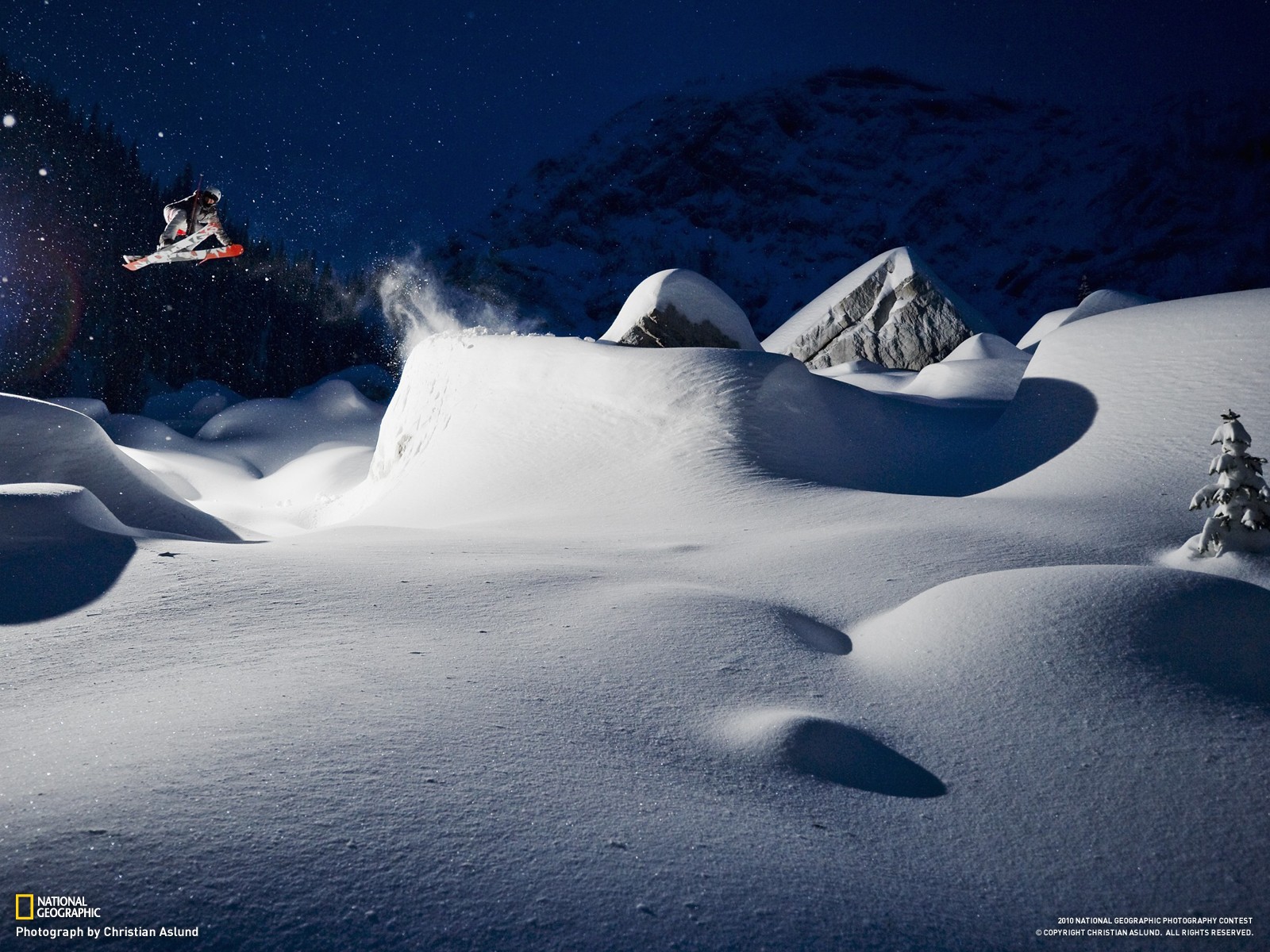 General 1600x1200 snow nature sport winter night National Geographic 2010 (Year)