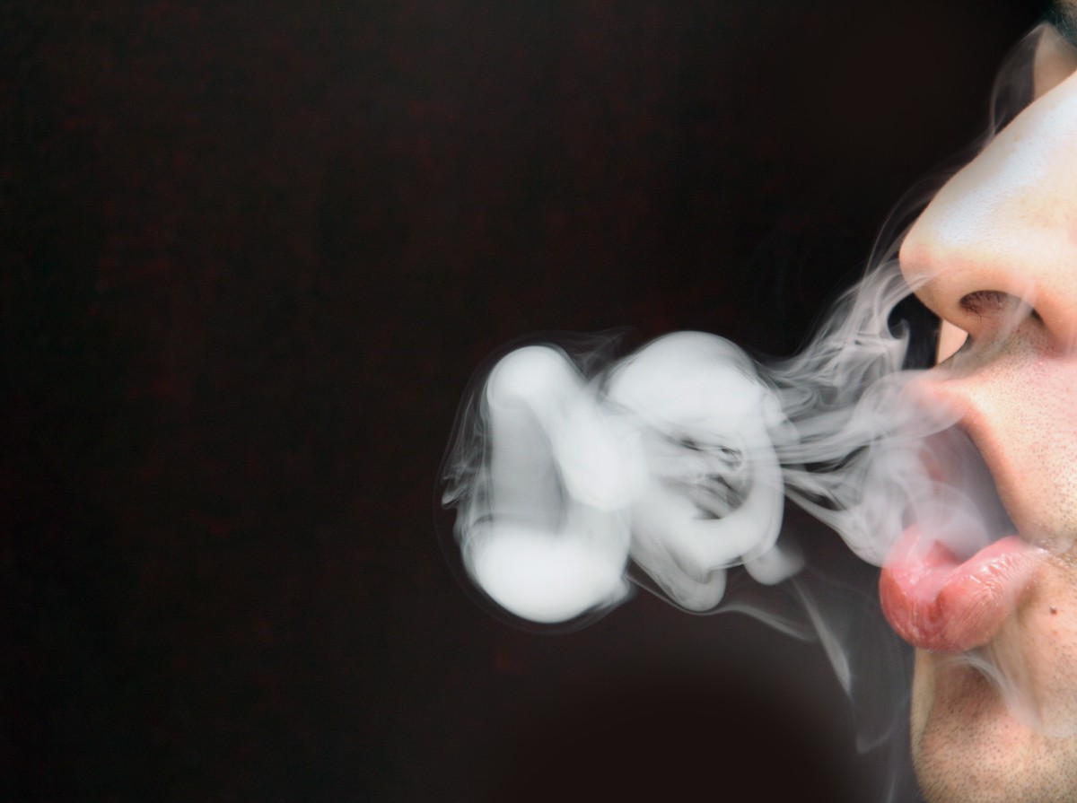 People 1200x895 smoking vape lips nose simple background men open mouth