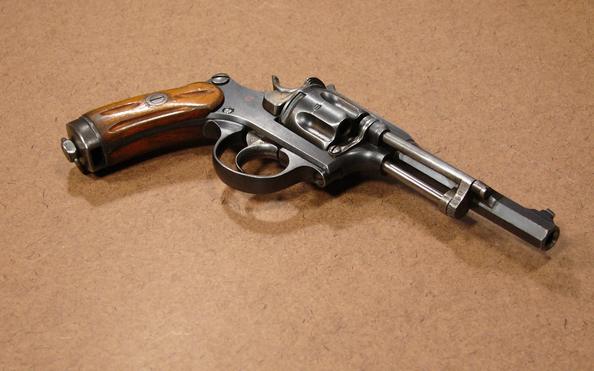 General 1920x1200 gun brown revolver weapon