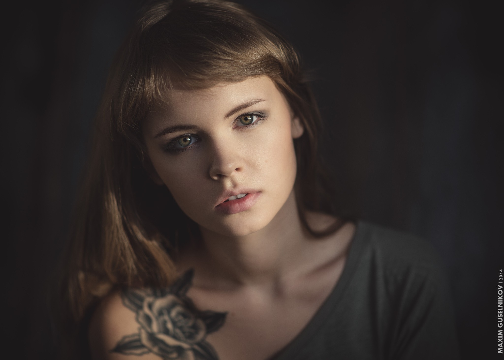 People 2048x1463 Anastasia Scheglova Maxim Guselnikov women women outdoors auburn hair tattoo inked girls Russian women Russian model face