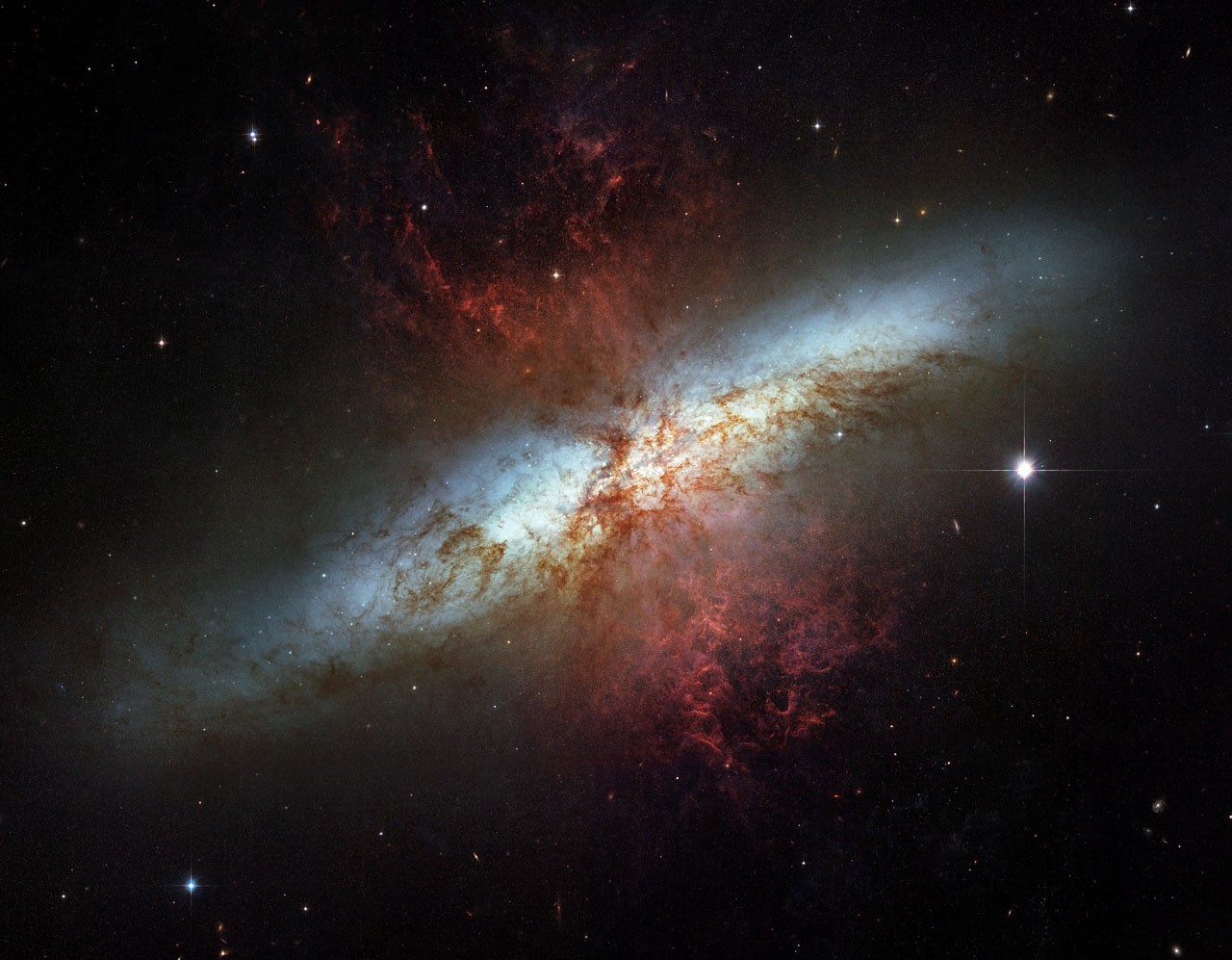 General 1280x997 galaxy Messier 82 space space art digital art