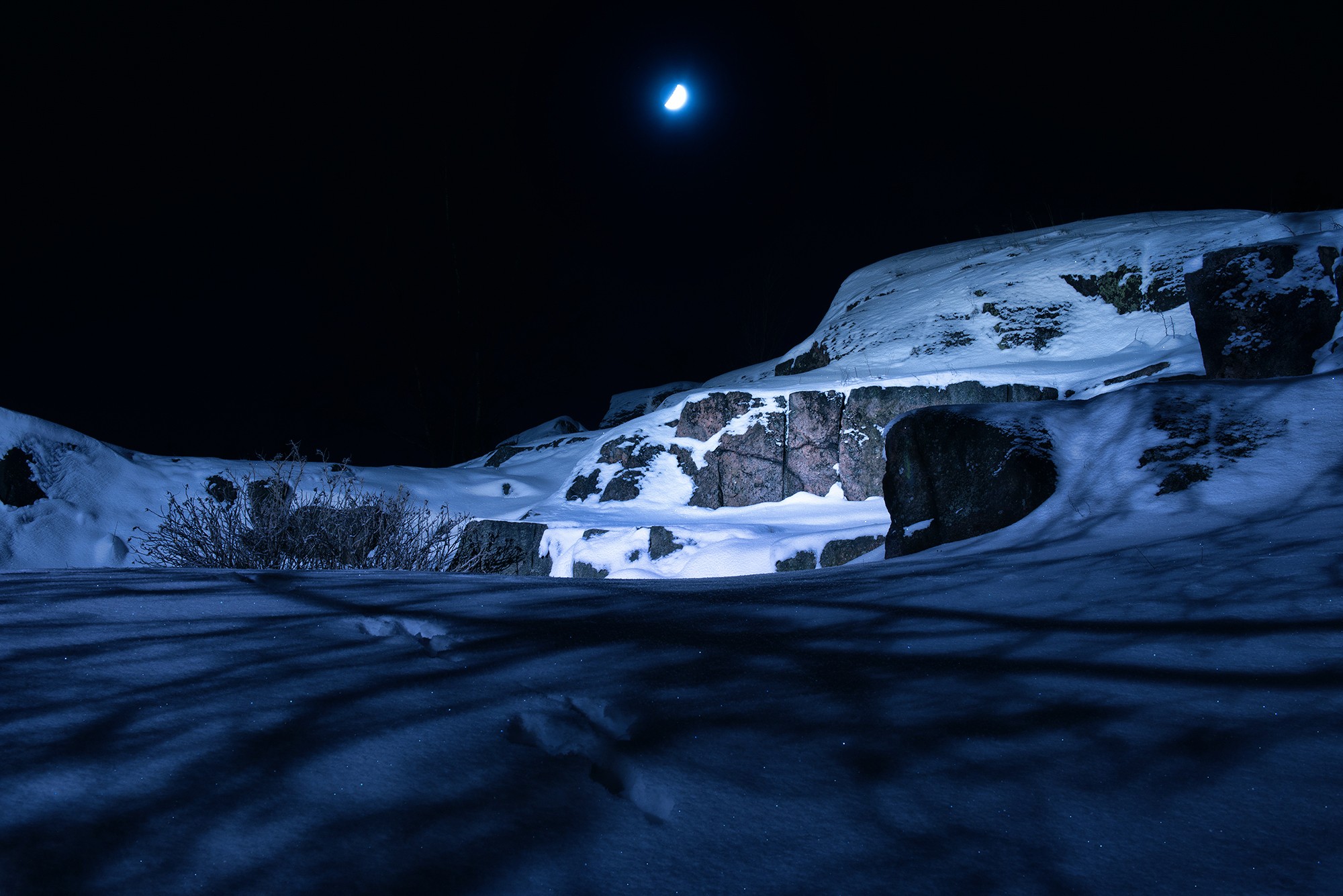 General 2000x1335 night winter ice landscape cold outdoors Moon sky nature