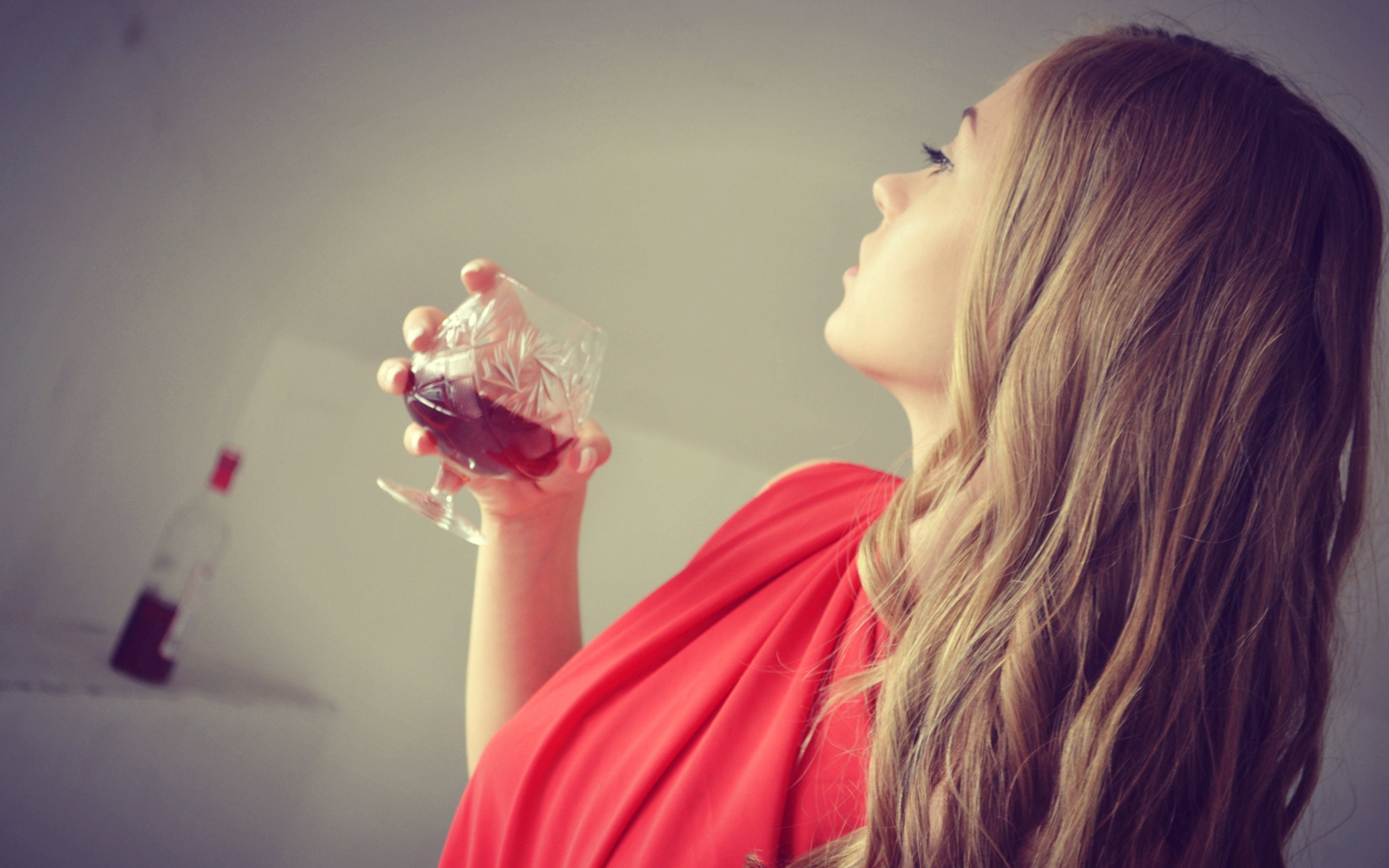 People 2560x1600 women model women indoors indoors blonde long hair red clothing drinking glass face bottles
