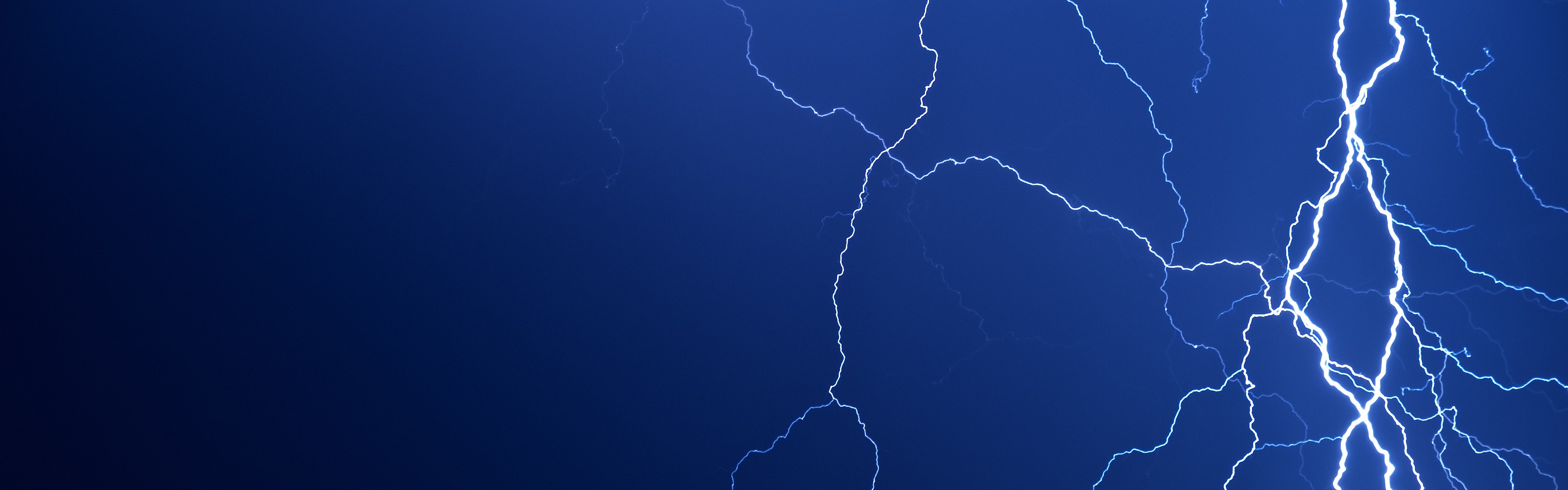 General 3840x1200 lightning storm blue background