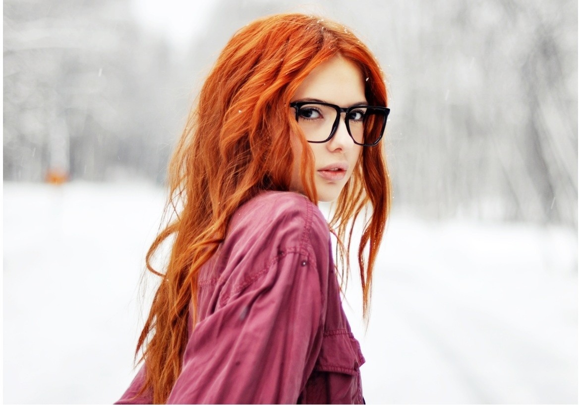 People 1172x816 women women with glasses Ebba Zingmark redhead long hair looking back women outdoors looking at viewer glasses winter cold young women
