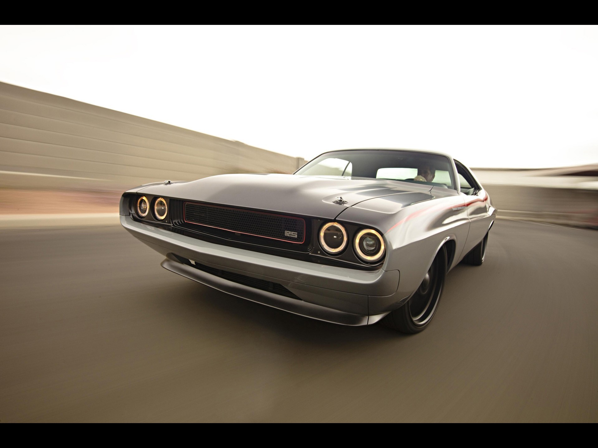 General 1920x1440 Dodge Challenger car Dodge vehicle silver cars muscle cars American cars