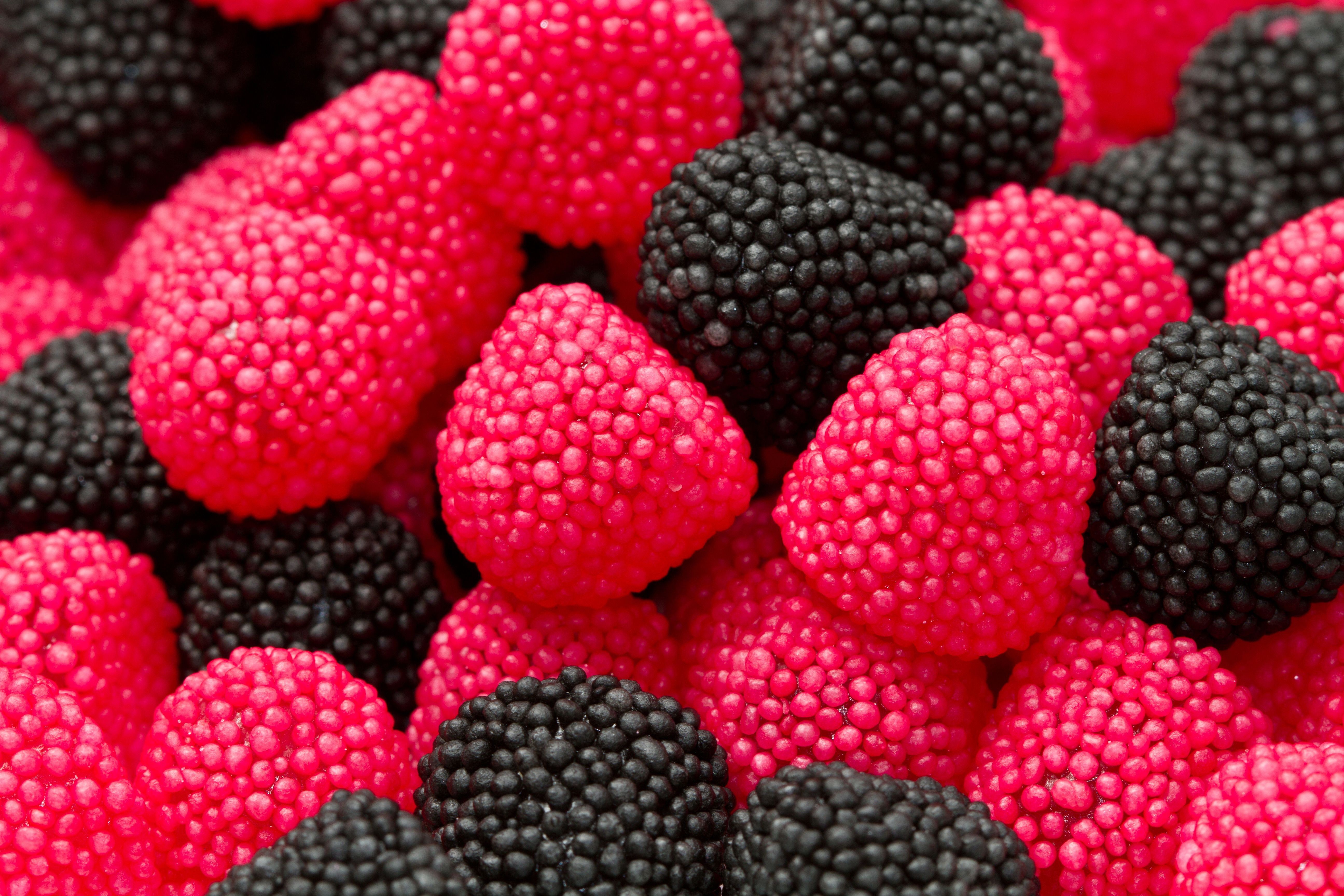 General 5182x3456 fruit food sweets red black berries closeup