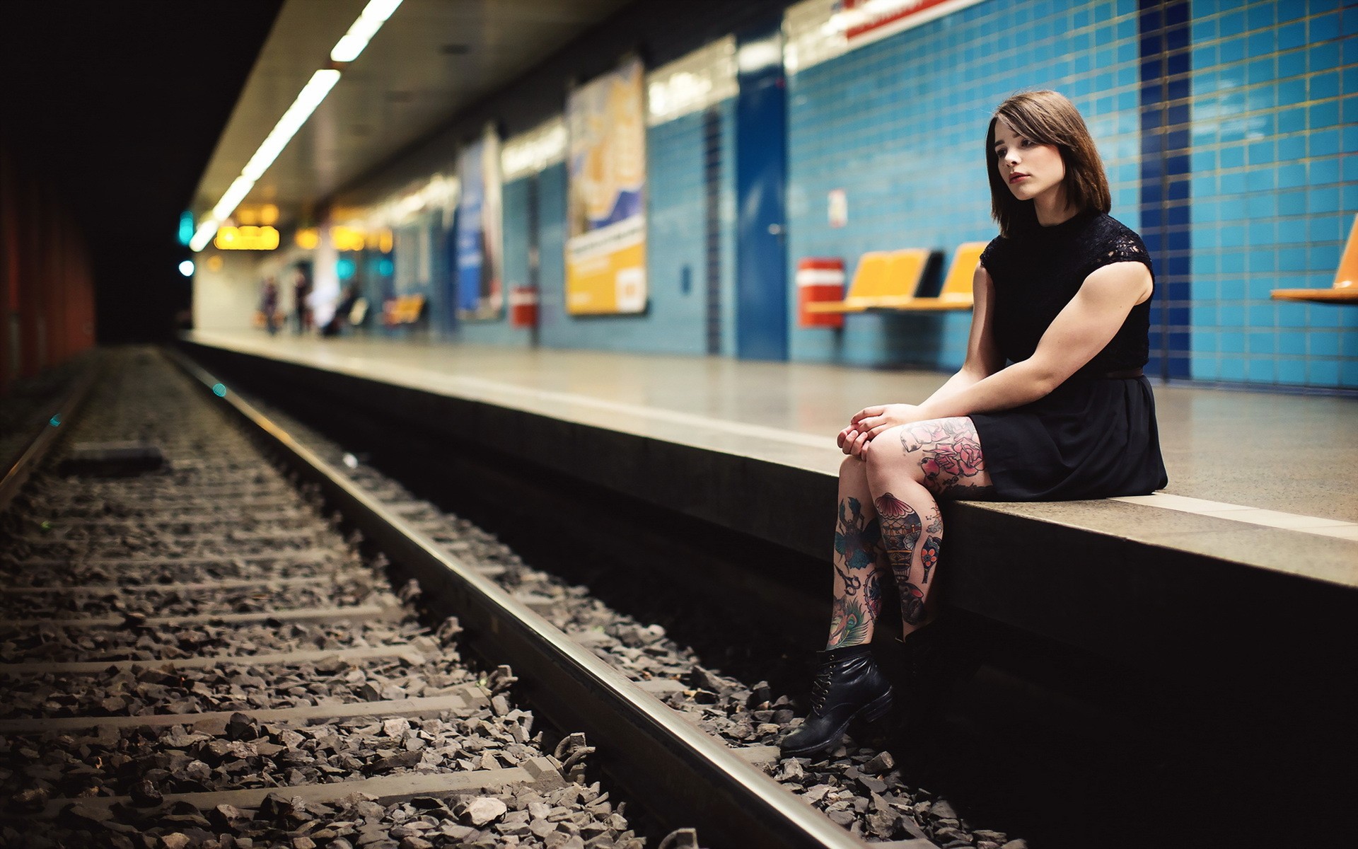 People 1920x1200 subway train station railway women tattoo brunette sitting black dress dress introvert model underground inked girls black boots shoulder length hair Julia Coldfront
