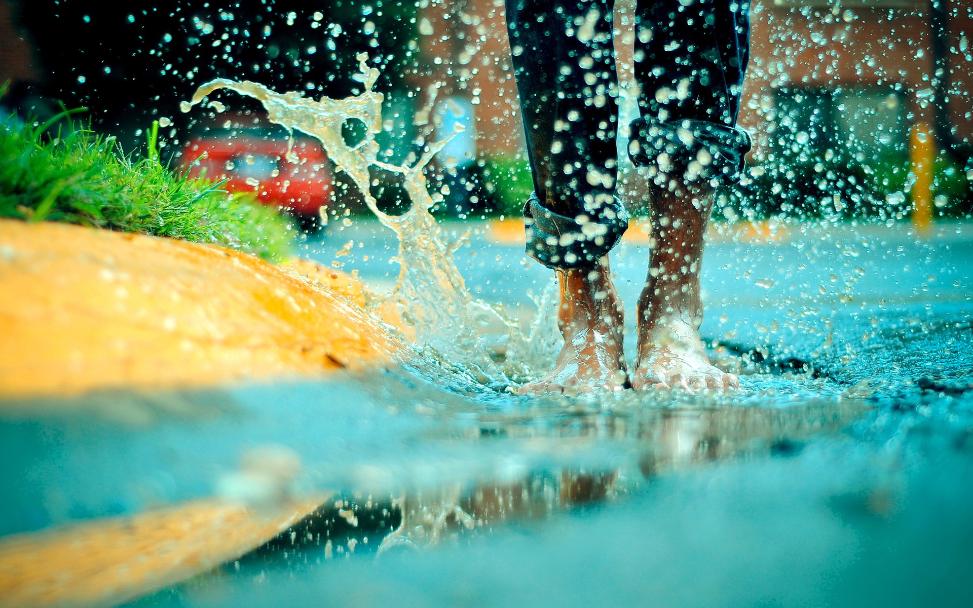 People 1920x1200 legs splashes puddle barefoot water drops cyan