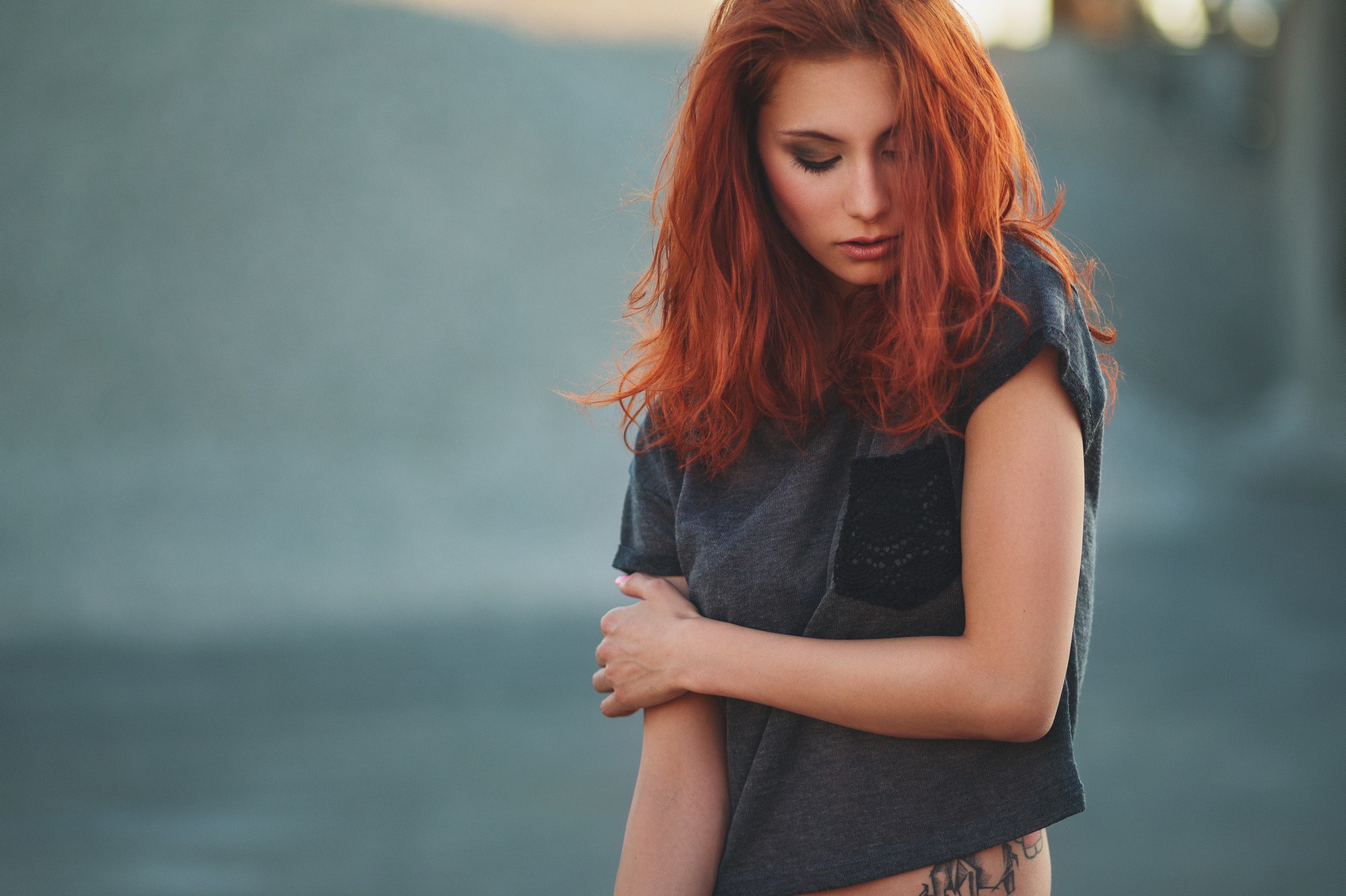 People 2048x1365 Victoria Ryzhevolosaya women model redhead face portrait nose ring T-shirt makeup arms crossed women outdoors long hair looking away dyed hair inked girls
