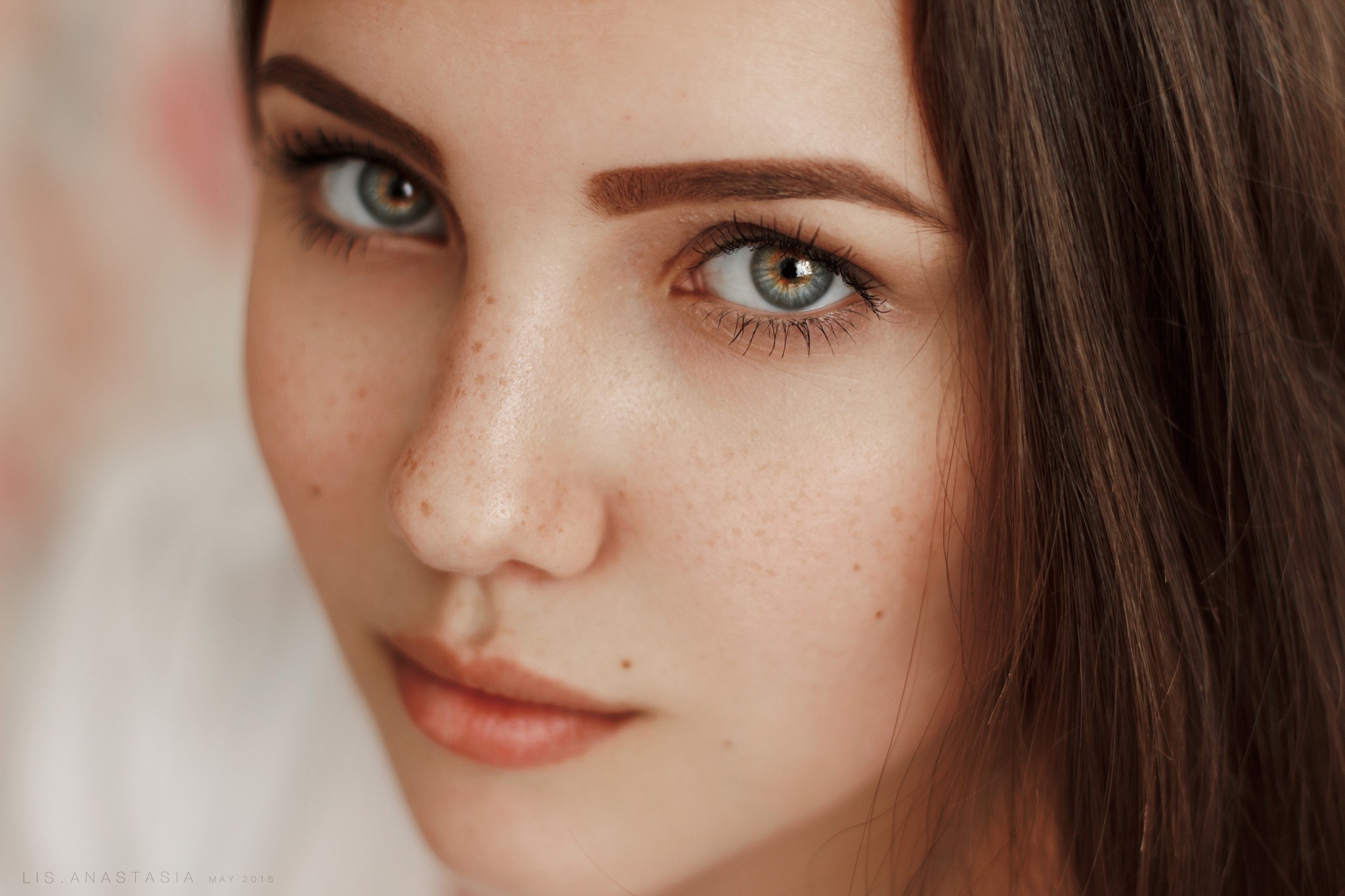 People 2048x1365 model face portrait brunette freckles green eyes closeup looking at viewer women indoors women Anastasia Lis young women