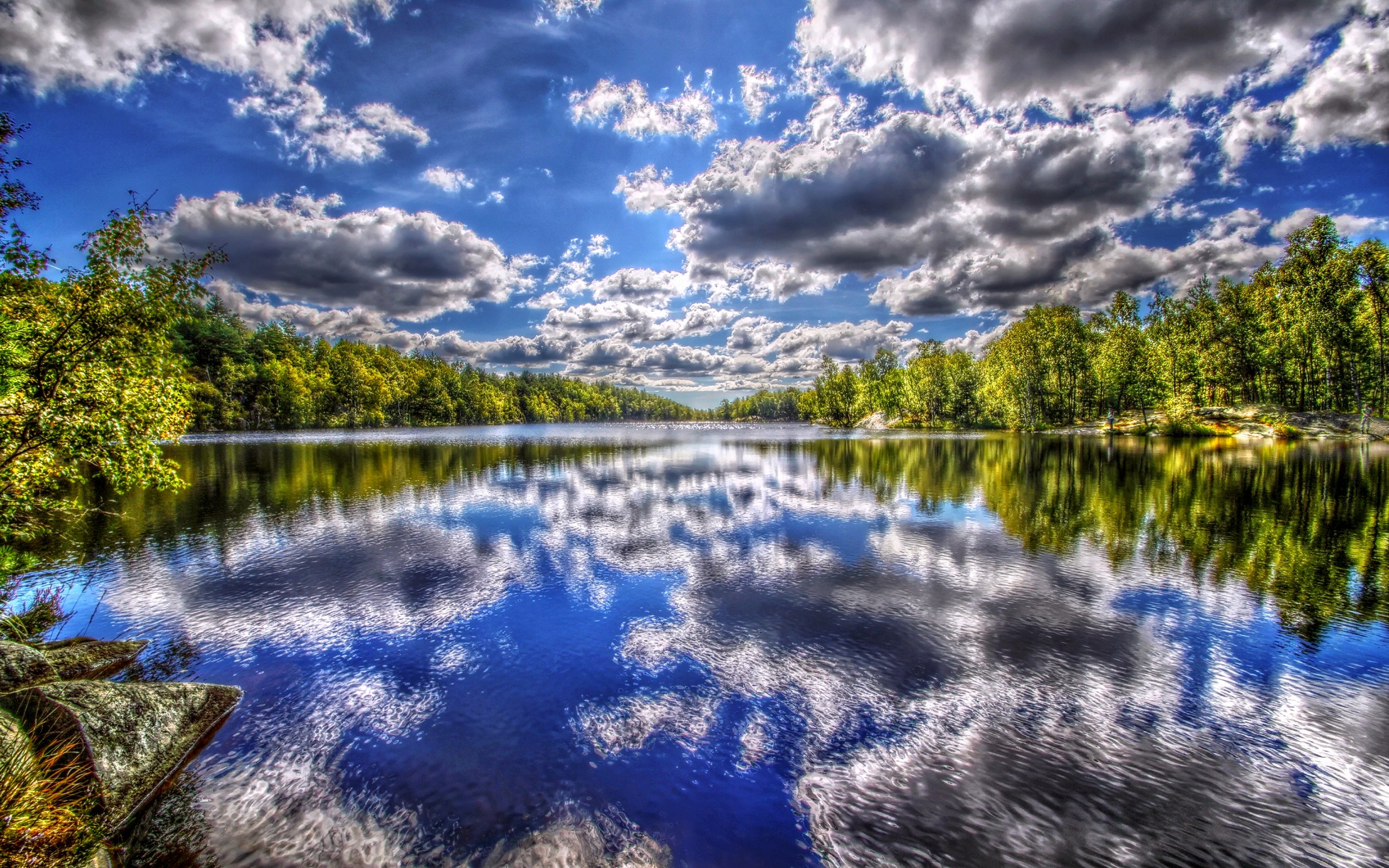 General 2560x1600 reflection nature sky clouds water