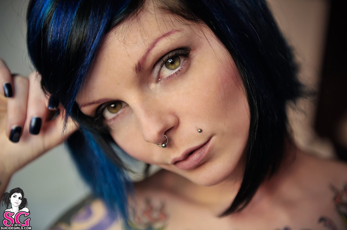 People 1200x798 Suicide Girls Riae Suicide painted nails face women 2010 (Year) nose ring looking at viewer piercing Italian Italian women closeup watermarked model