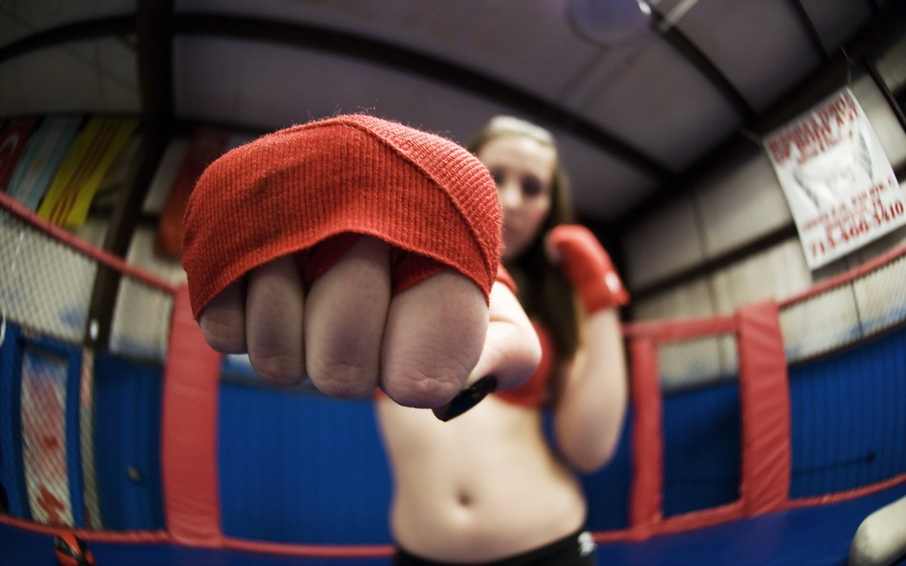 People 1280x800 blonde boxing fist women sport women indoors indoors belly standing