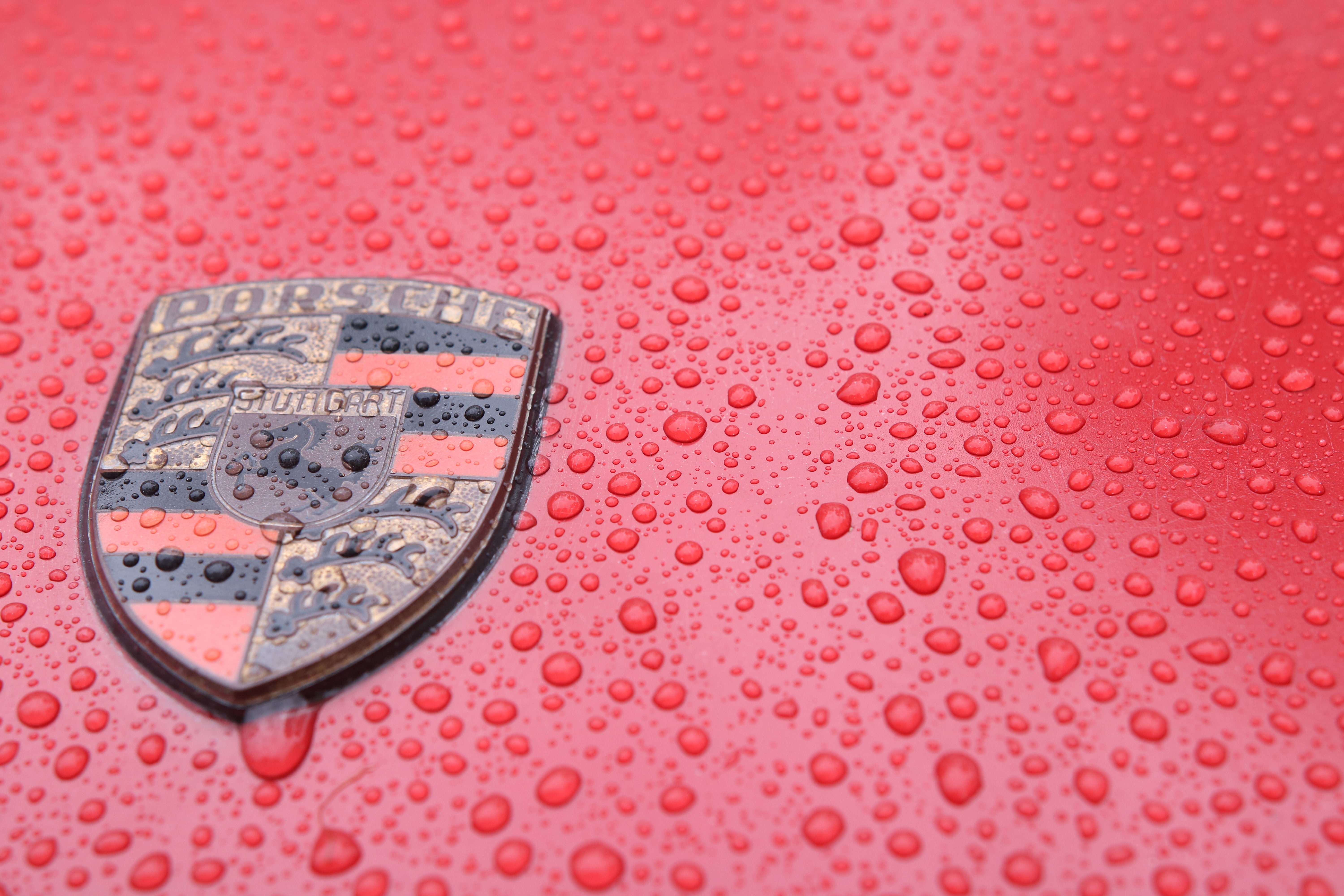 General 6000x4000 car logo Porsche water drops water