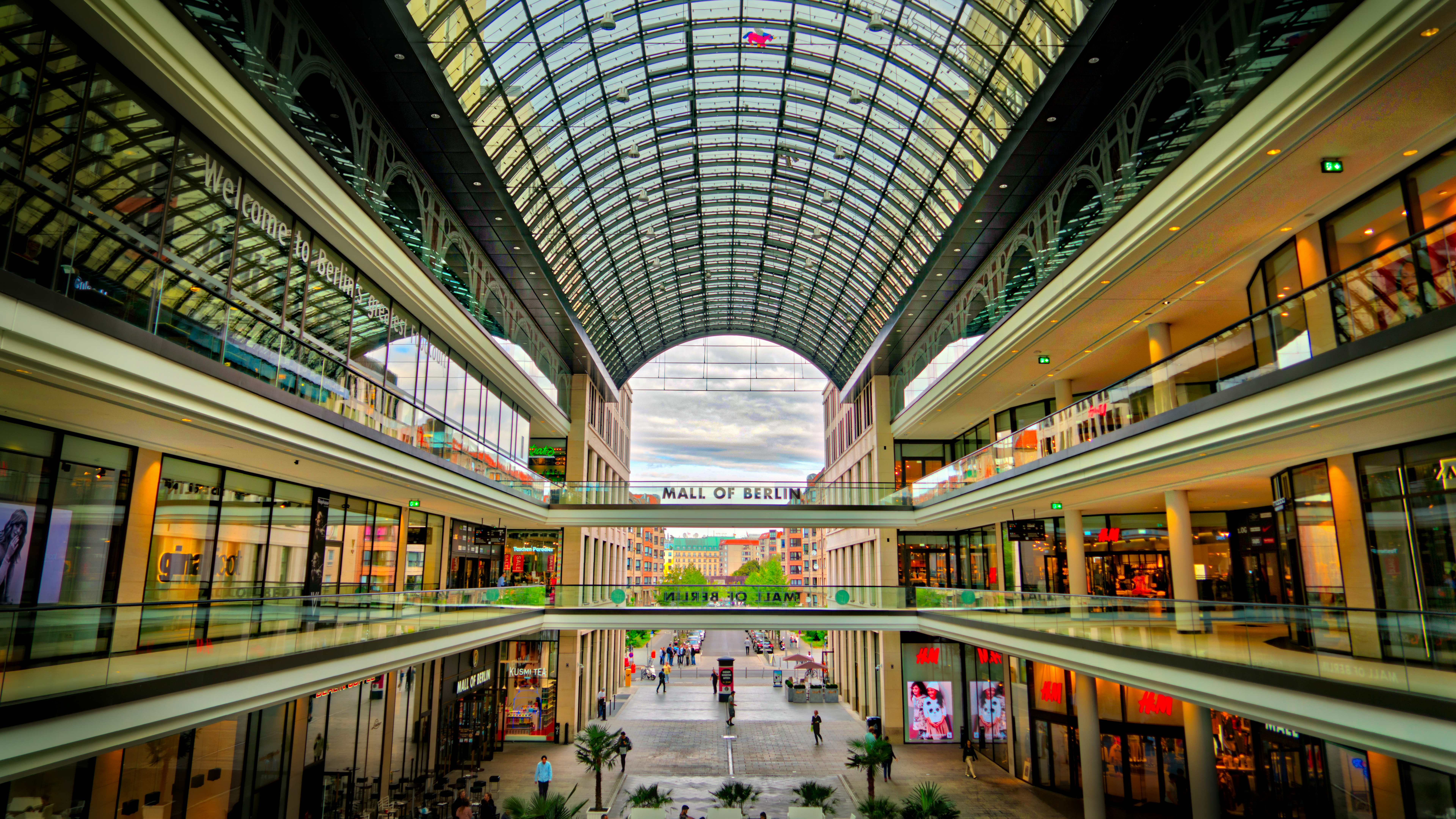 General 7680x4320 Trey Ratcliff photography Germany Berlin building MALL OF BERLIN
