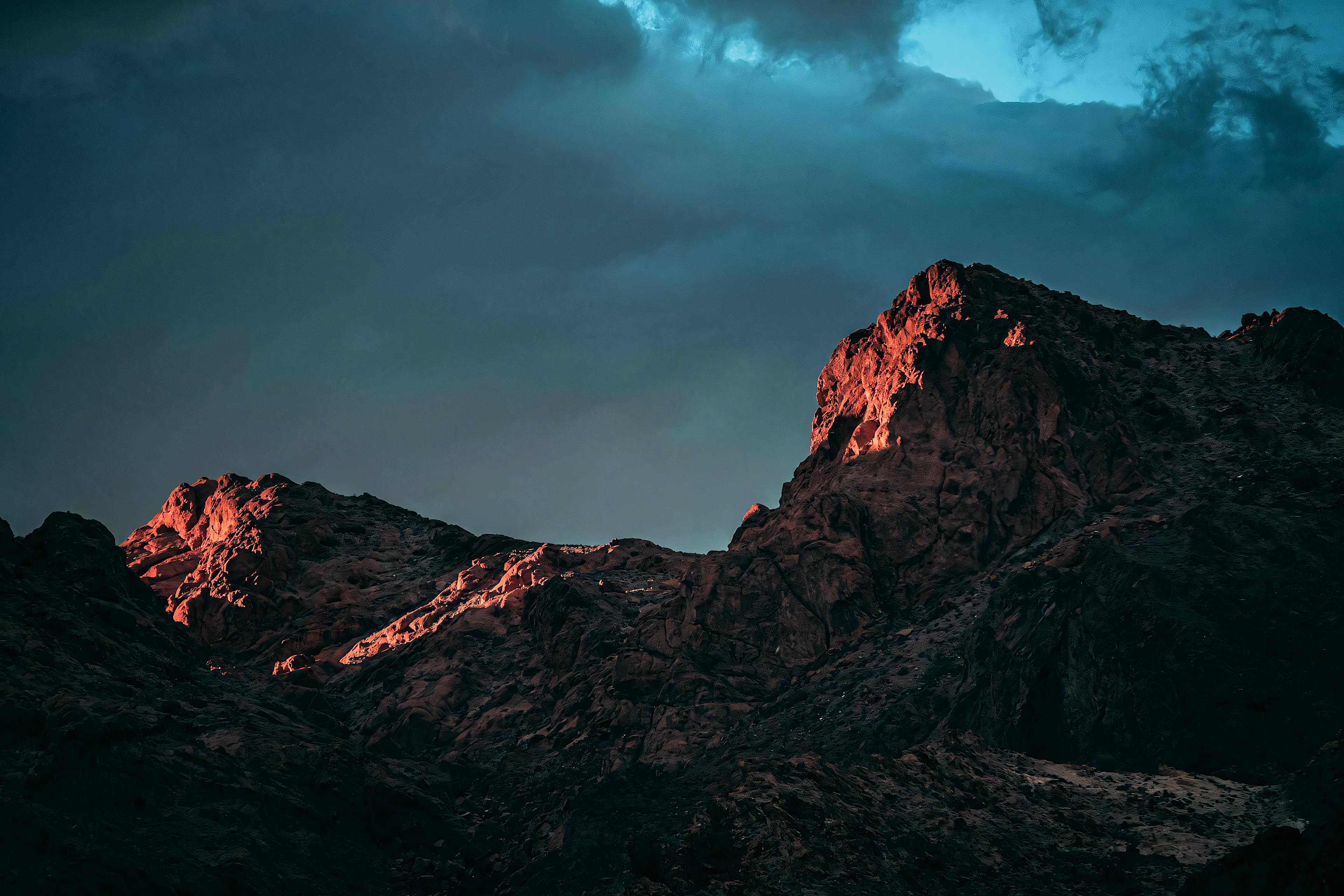 General 3840x2560 mountain view mountains rocks trees landscape nature sun rays clouds